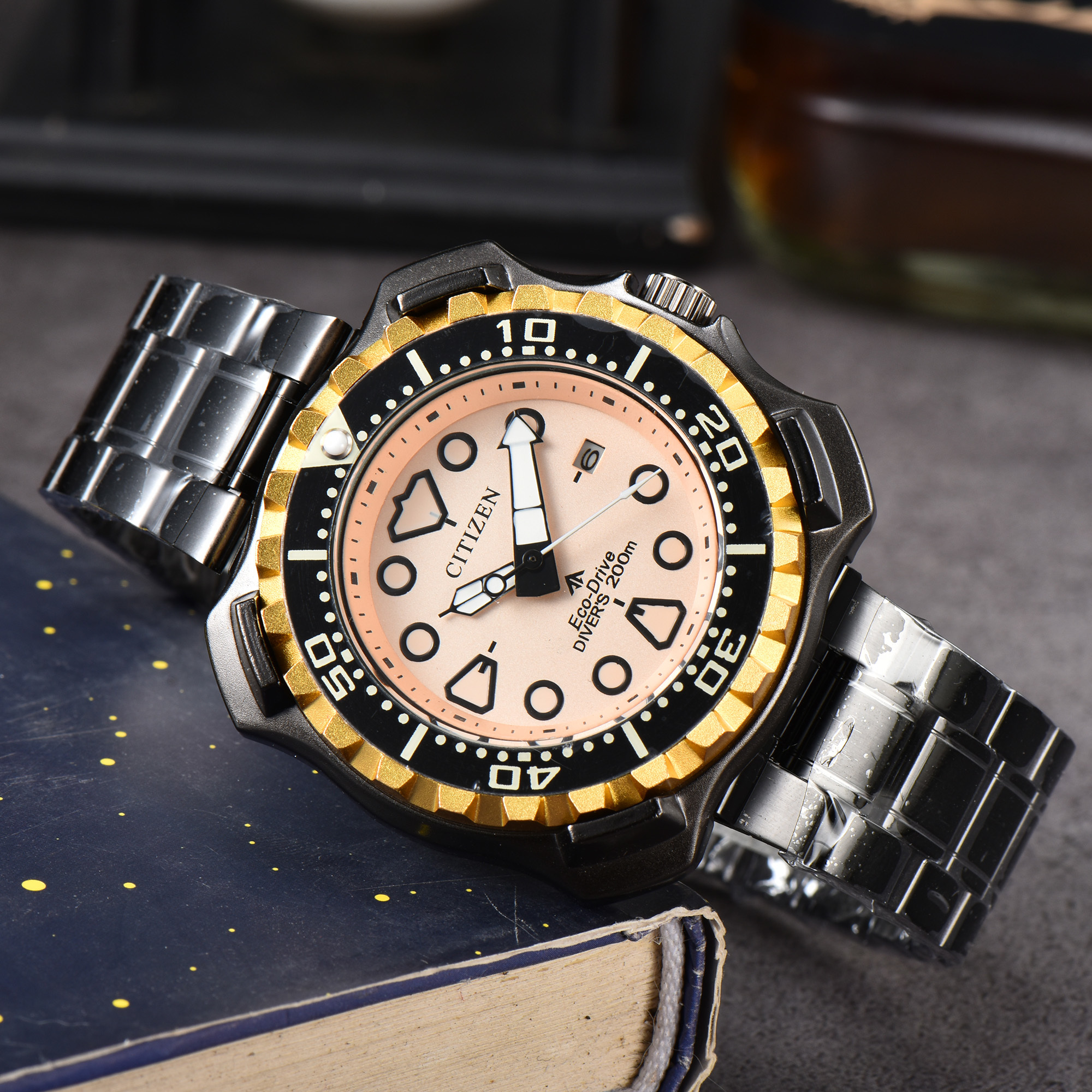 CITIZEN - 2 - Image 15