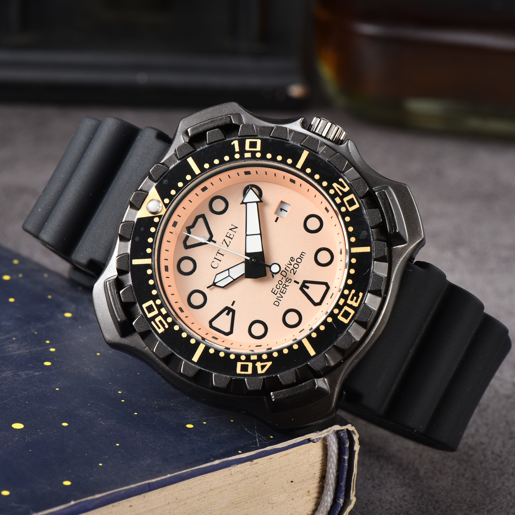 CITIZEN - 2 - Image 23