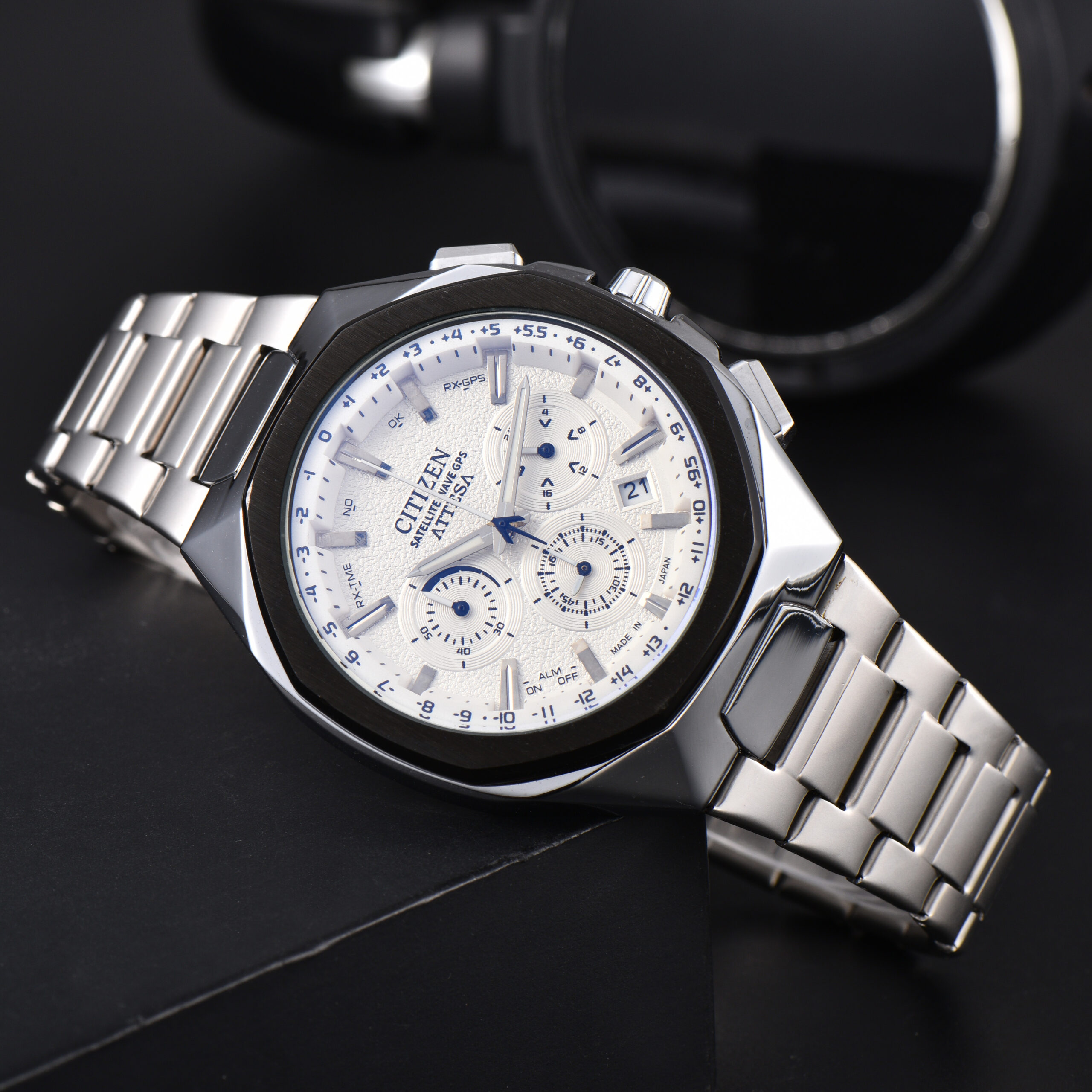 CITIZEN - 6 - Image 7
