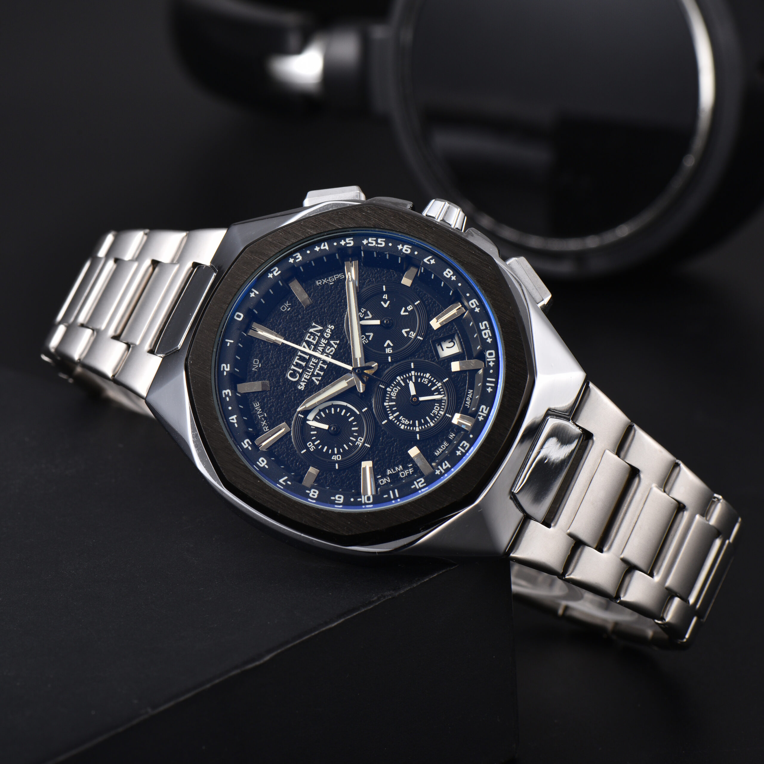 CITIZEN - 6 - Image 8