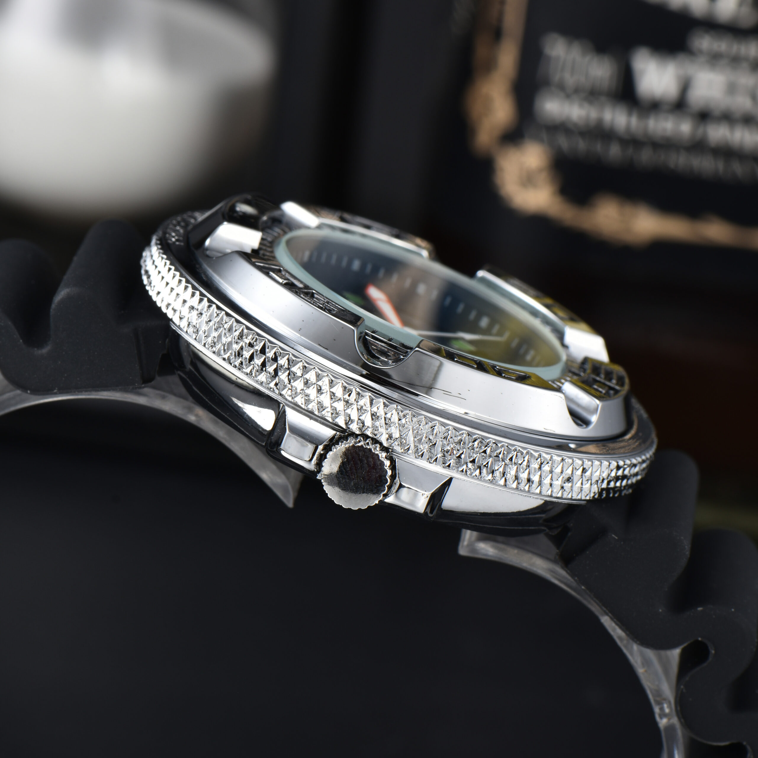 CITIZEN - 8 - Image 2