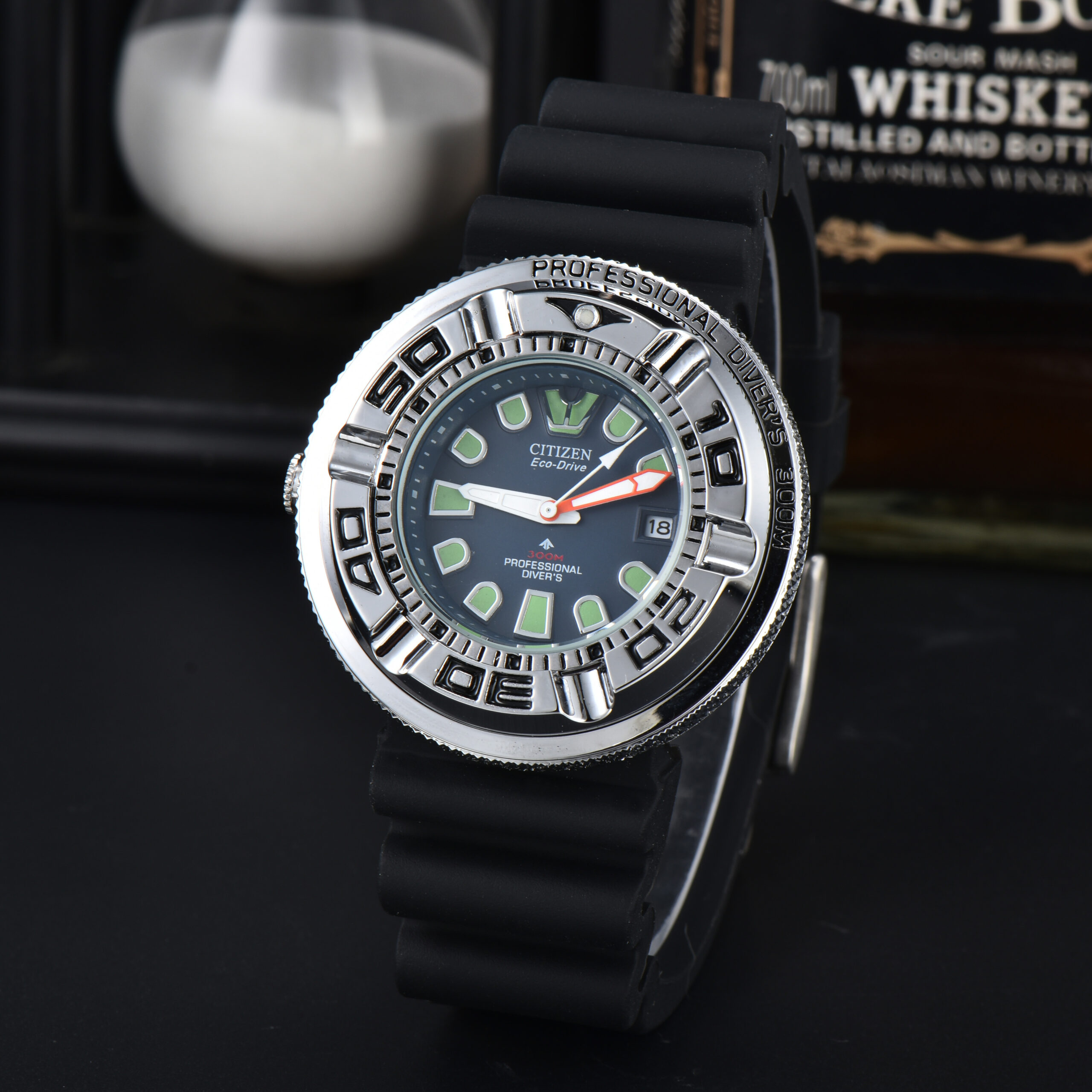 CITIZEN - 8 - Image 5