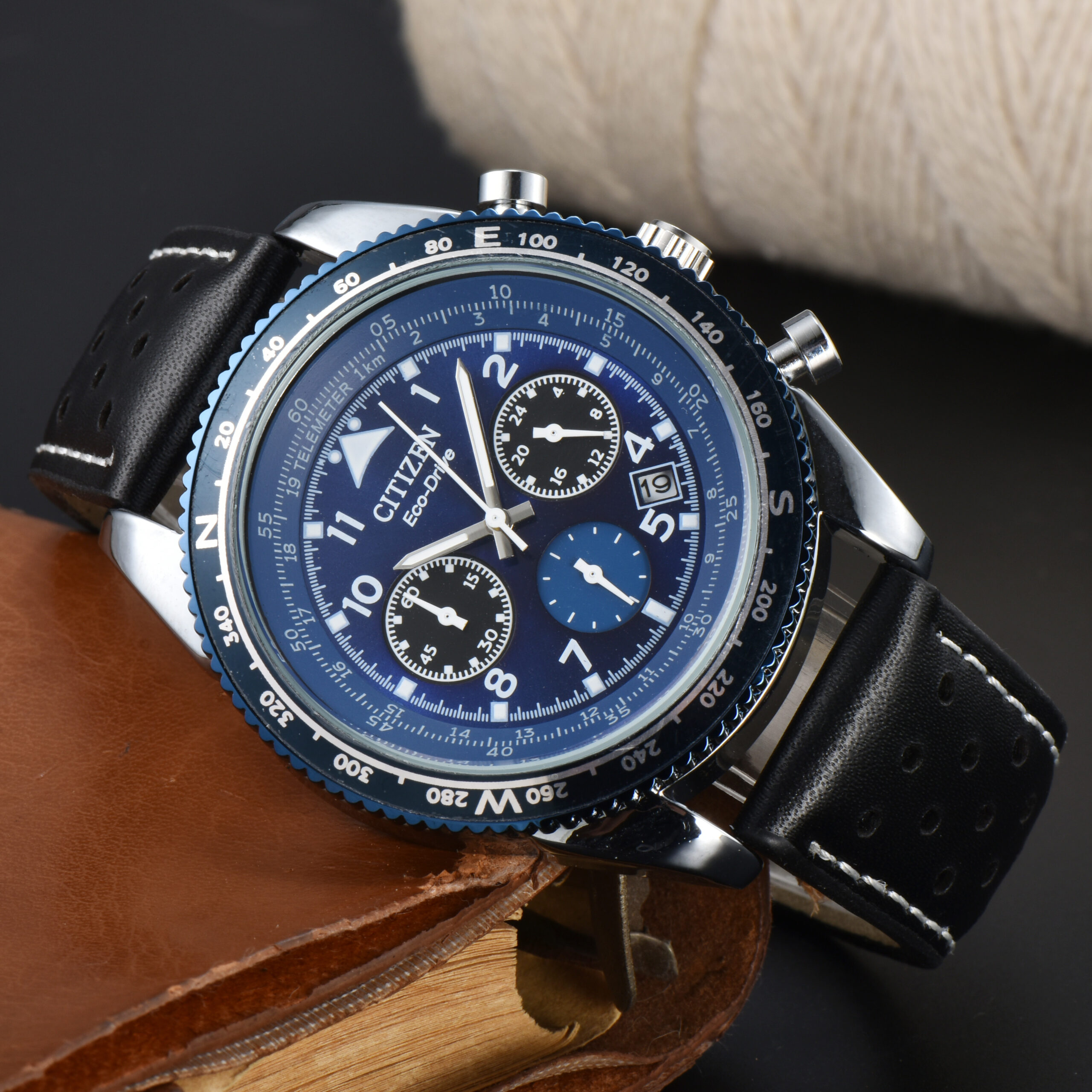 CITIZEN - 9 - Image 7