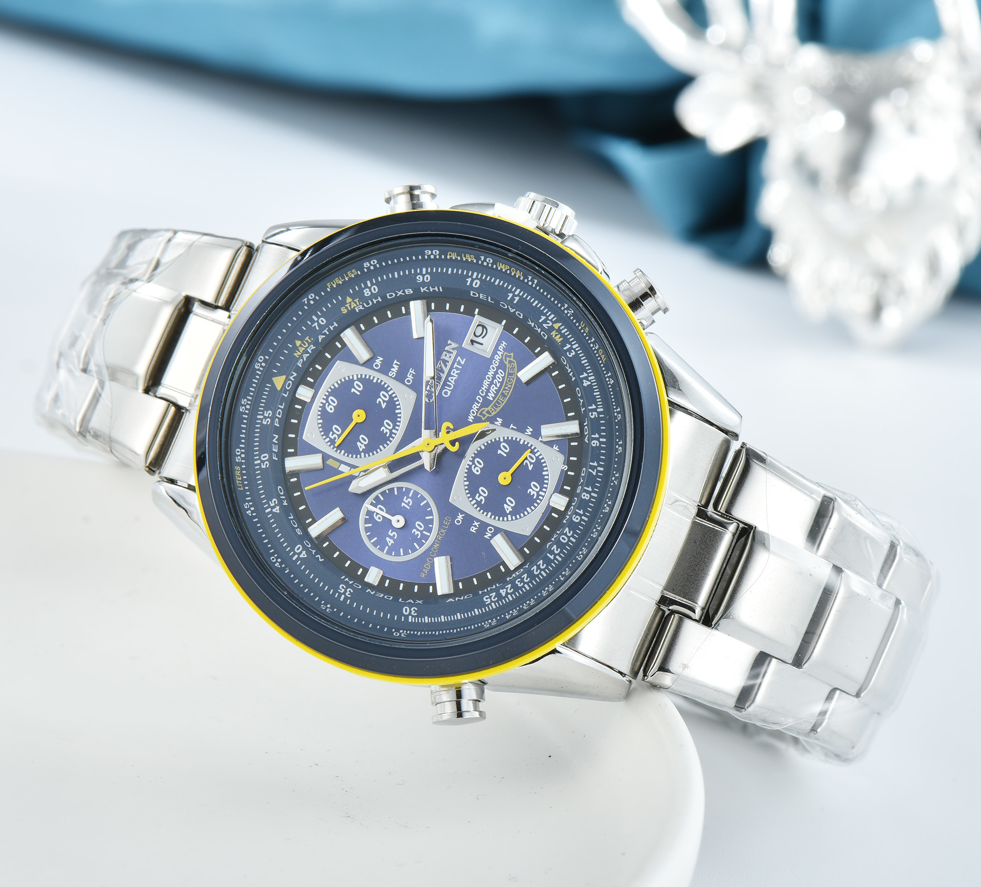 CITIZEN - 10 - Image 4