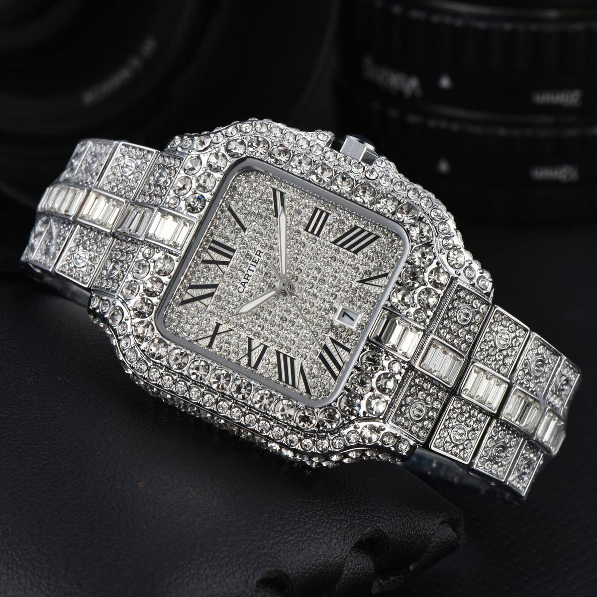 CARTIER - 76