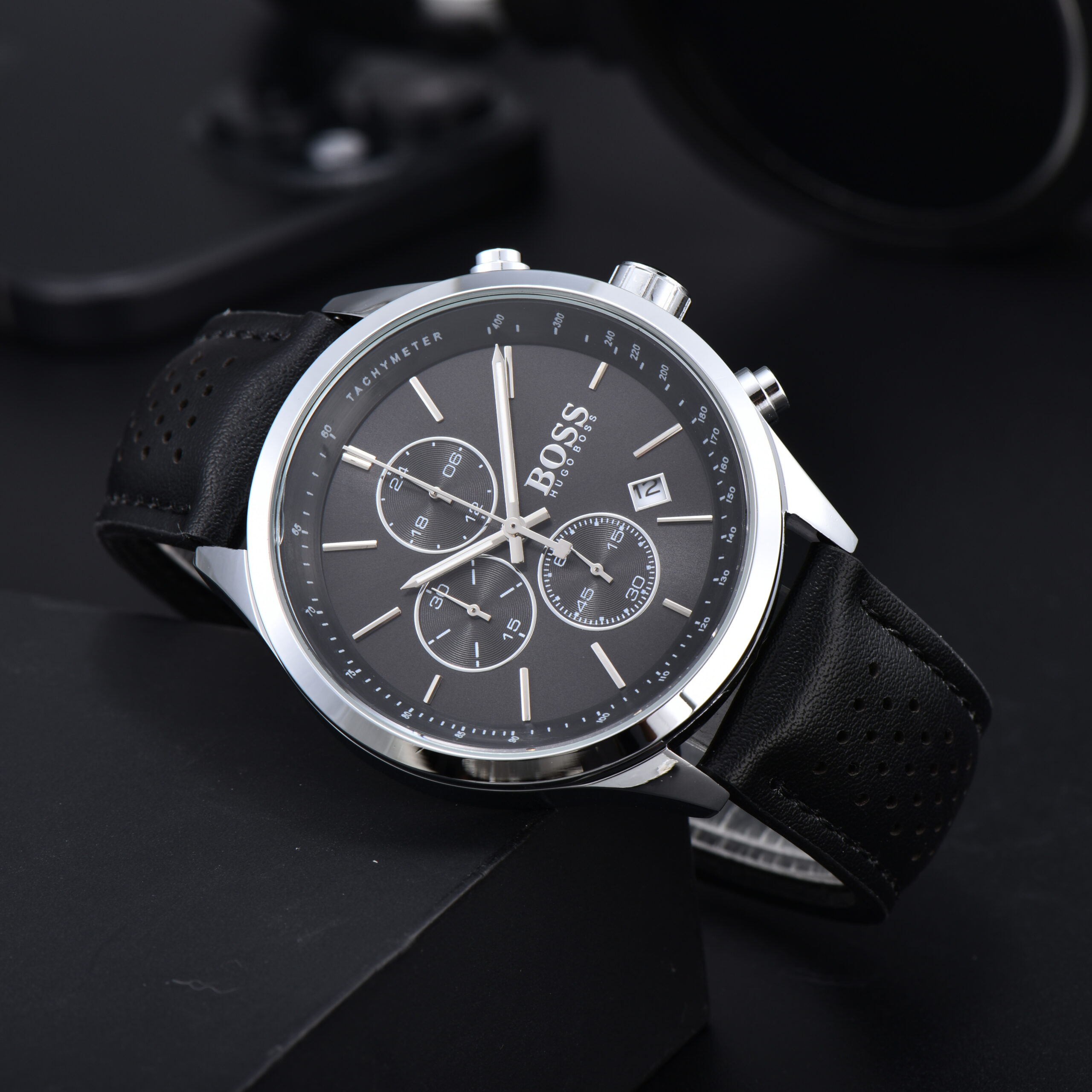 HUGO BOSS - 4 - Image 9