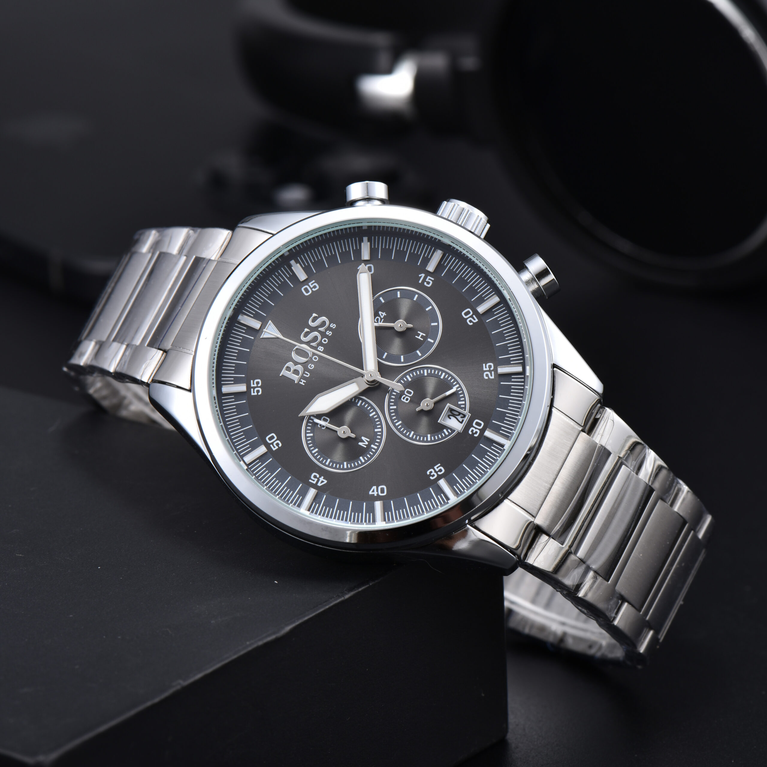 HUGO BOSS - 7 - Image 13