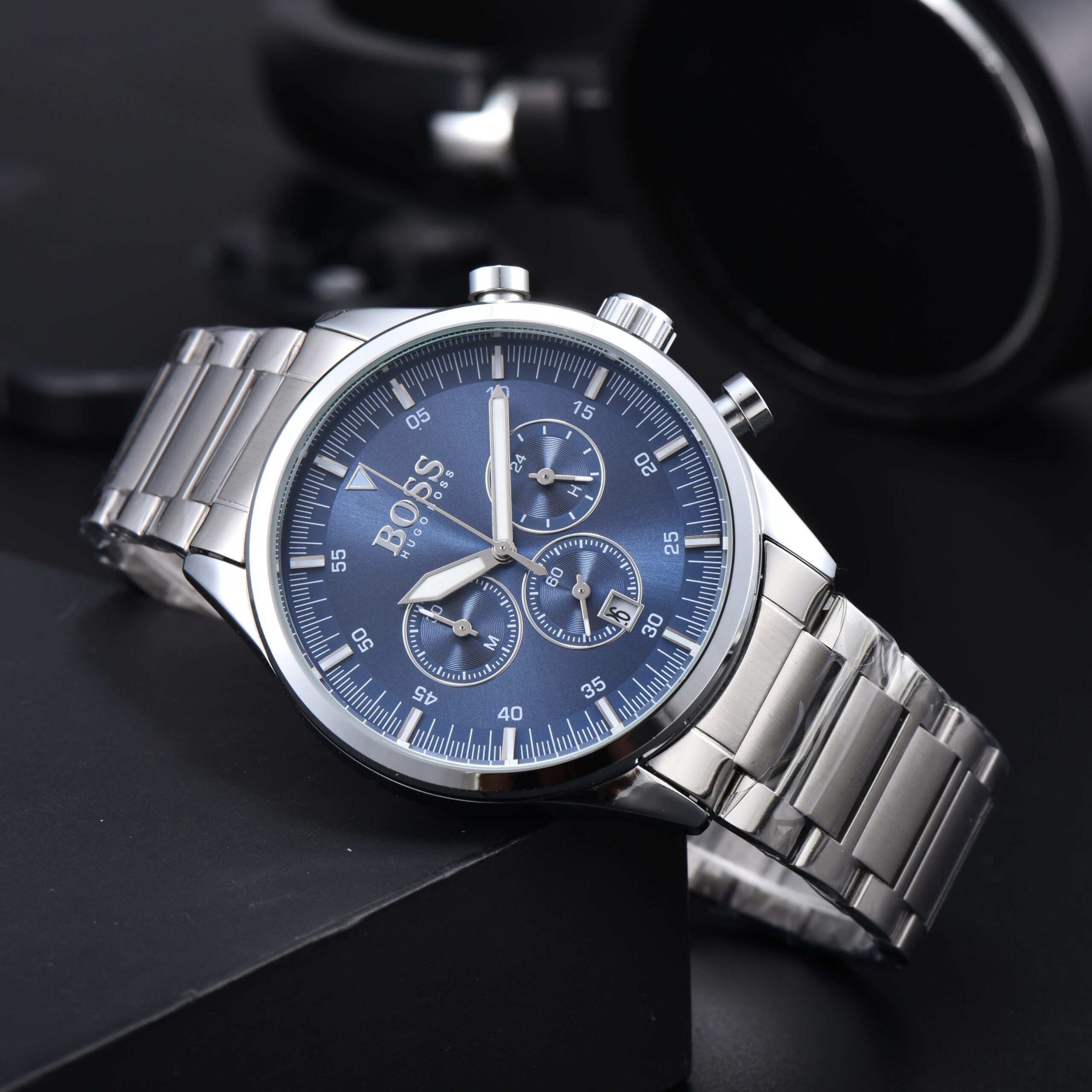 HUGO BOSS - 7 - Image 14