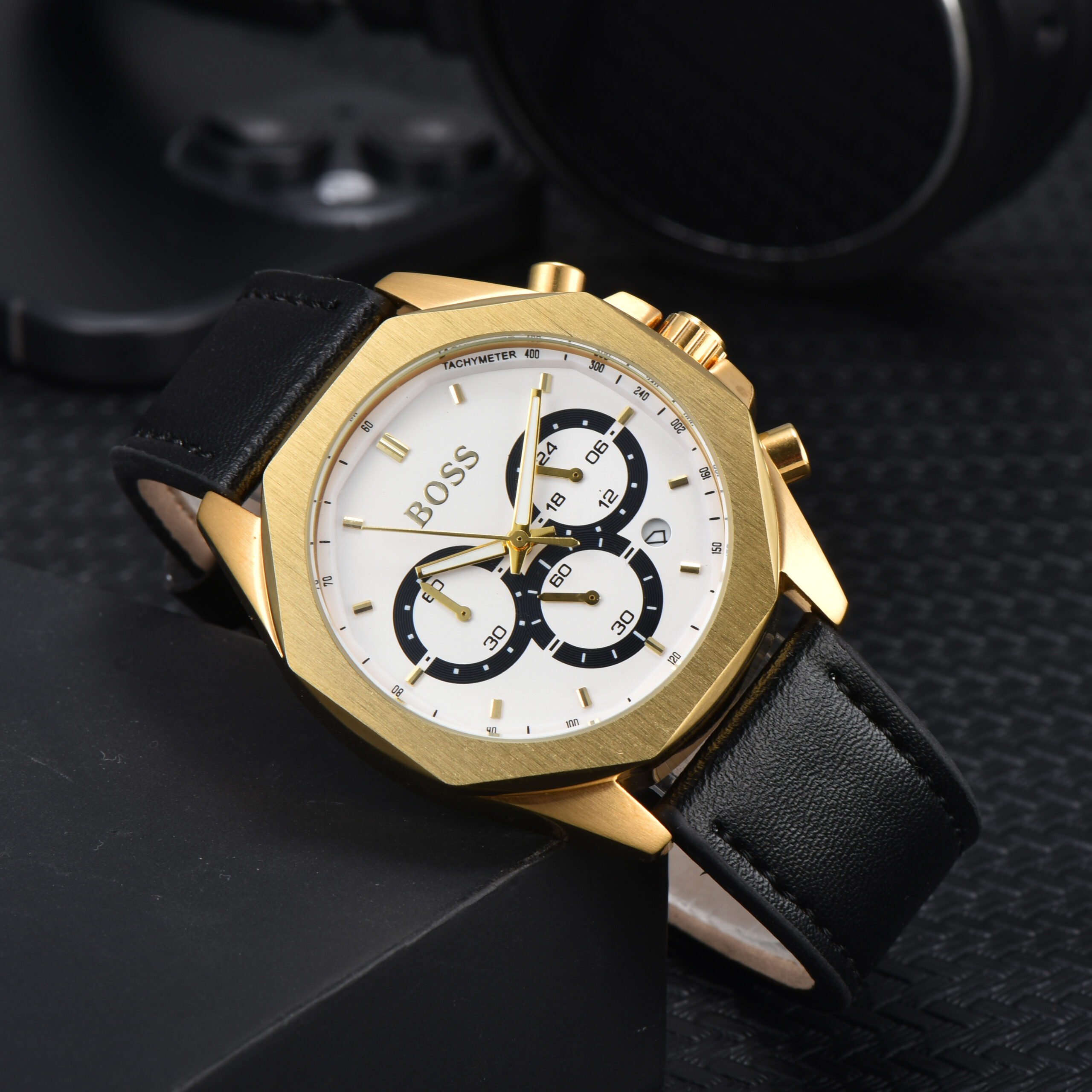 HUGO BOSS - 10 - Image 6