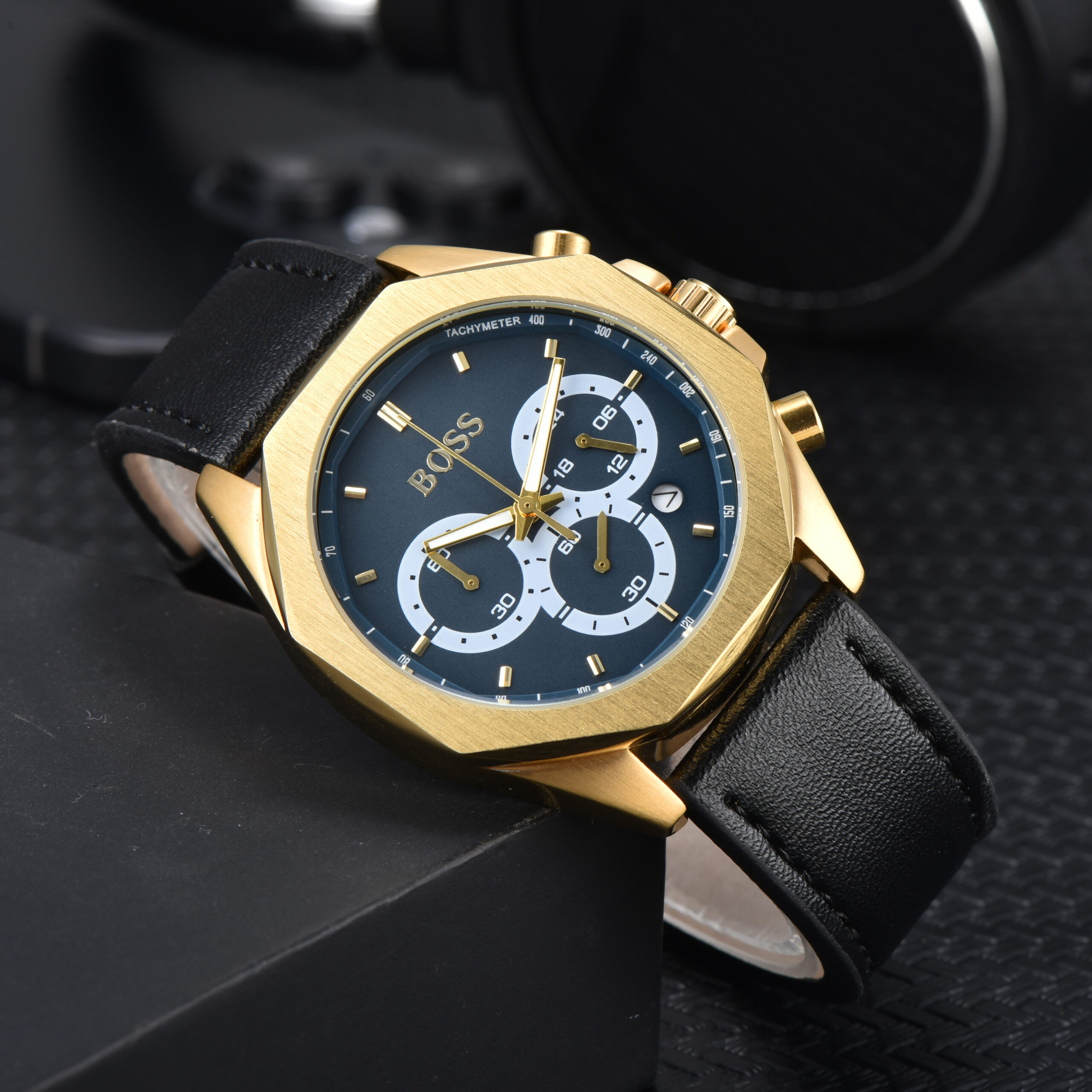 HUGO BOSS - 10 - Image 8