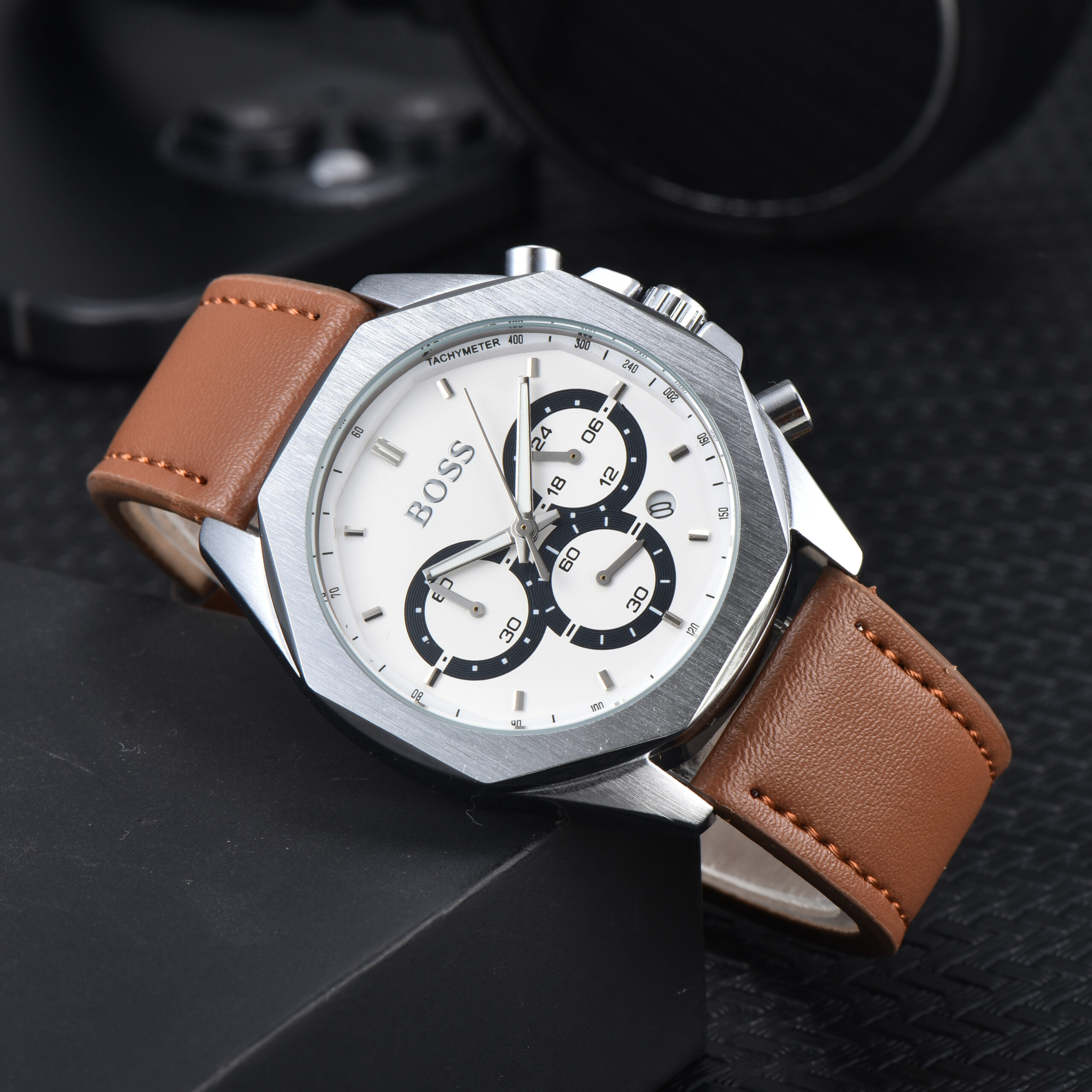 HUGO BOSS - 10 - Image 13