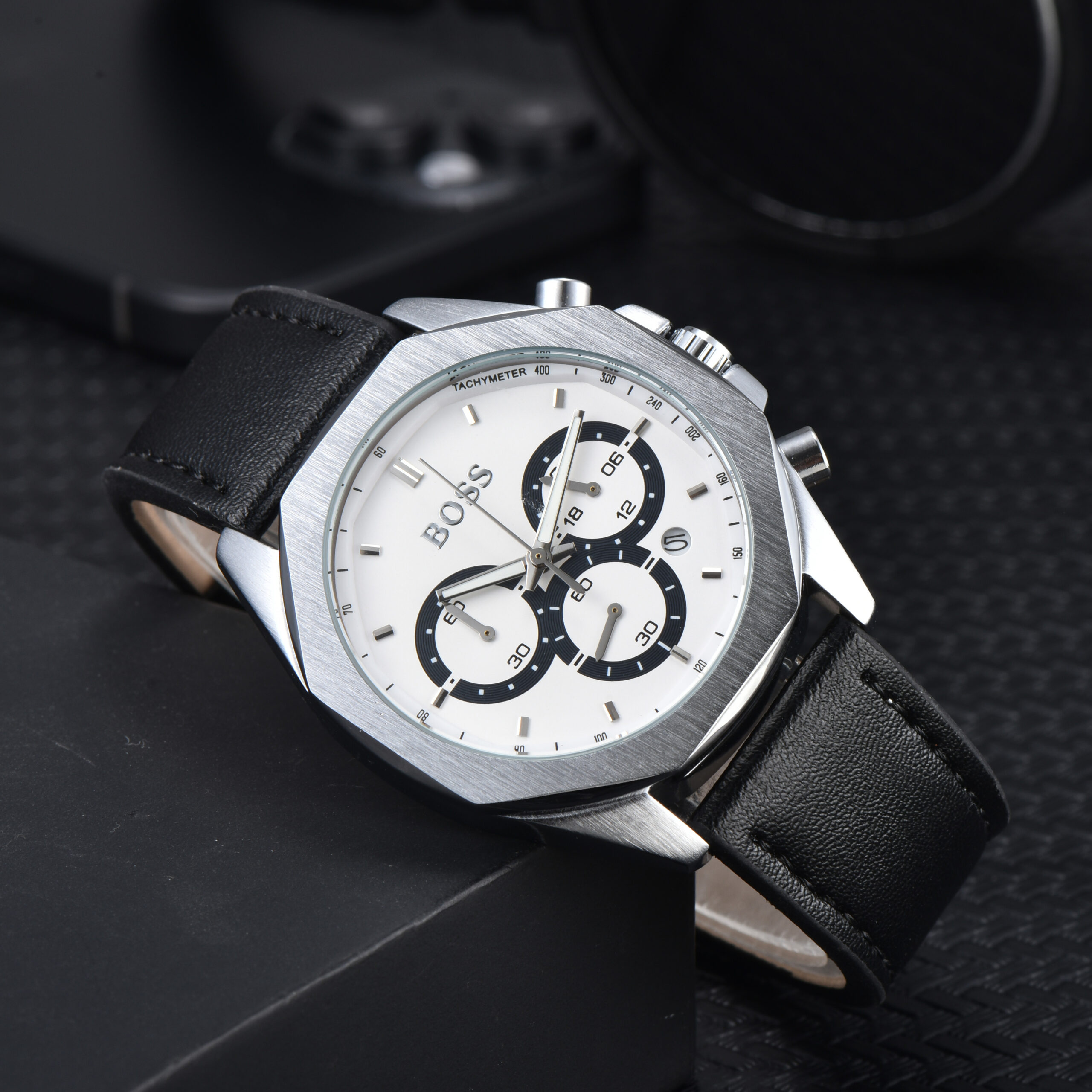 HUGO BOSS - 10 - Image 14