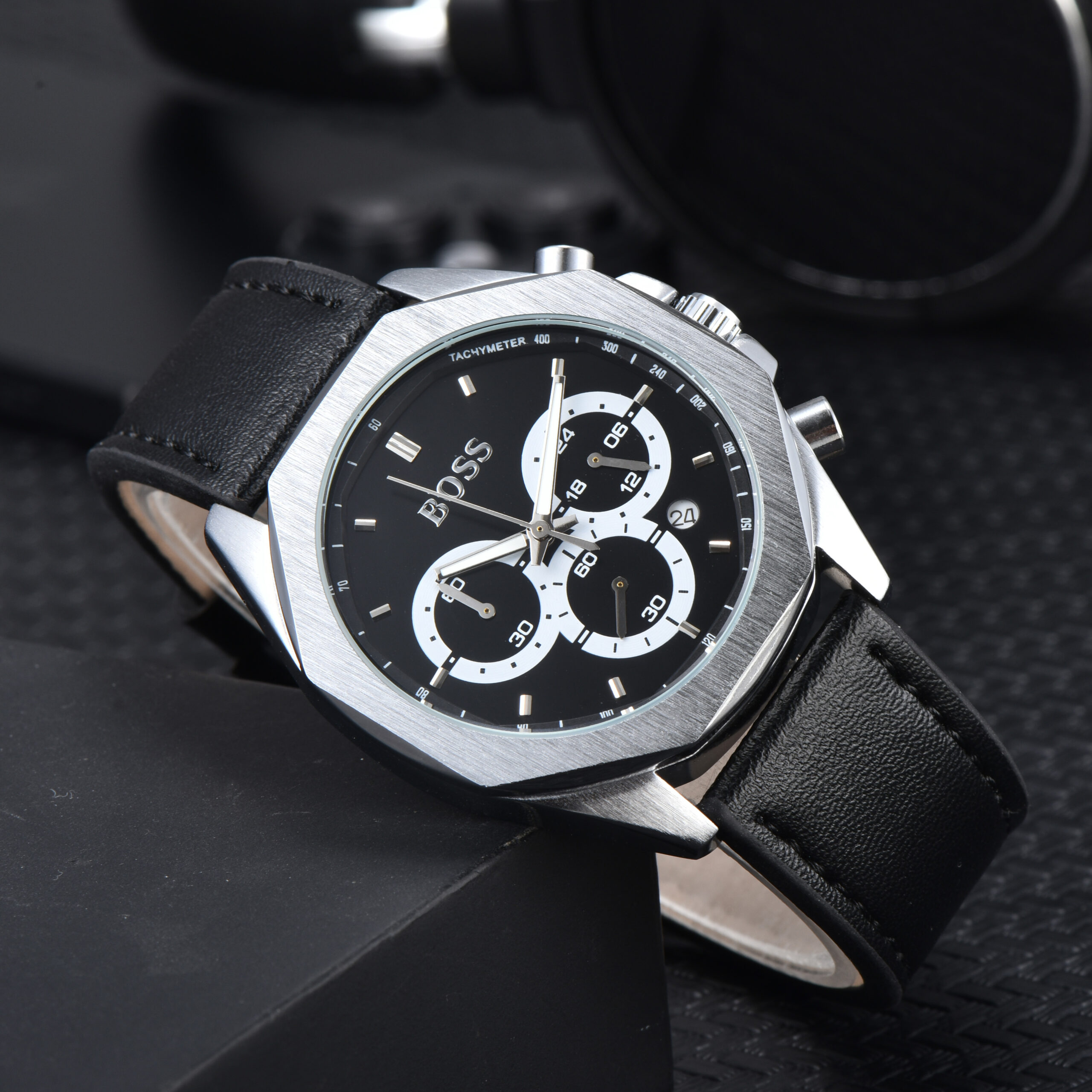 HUGO BOSS - 10 - Image 15