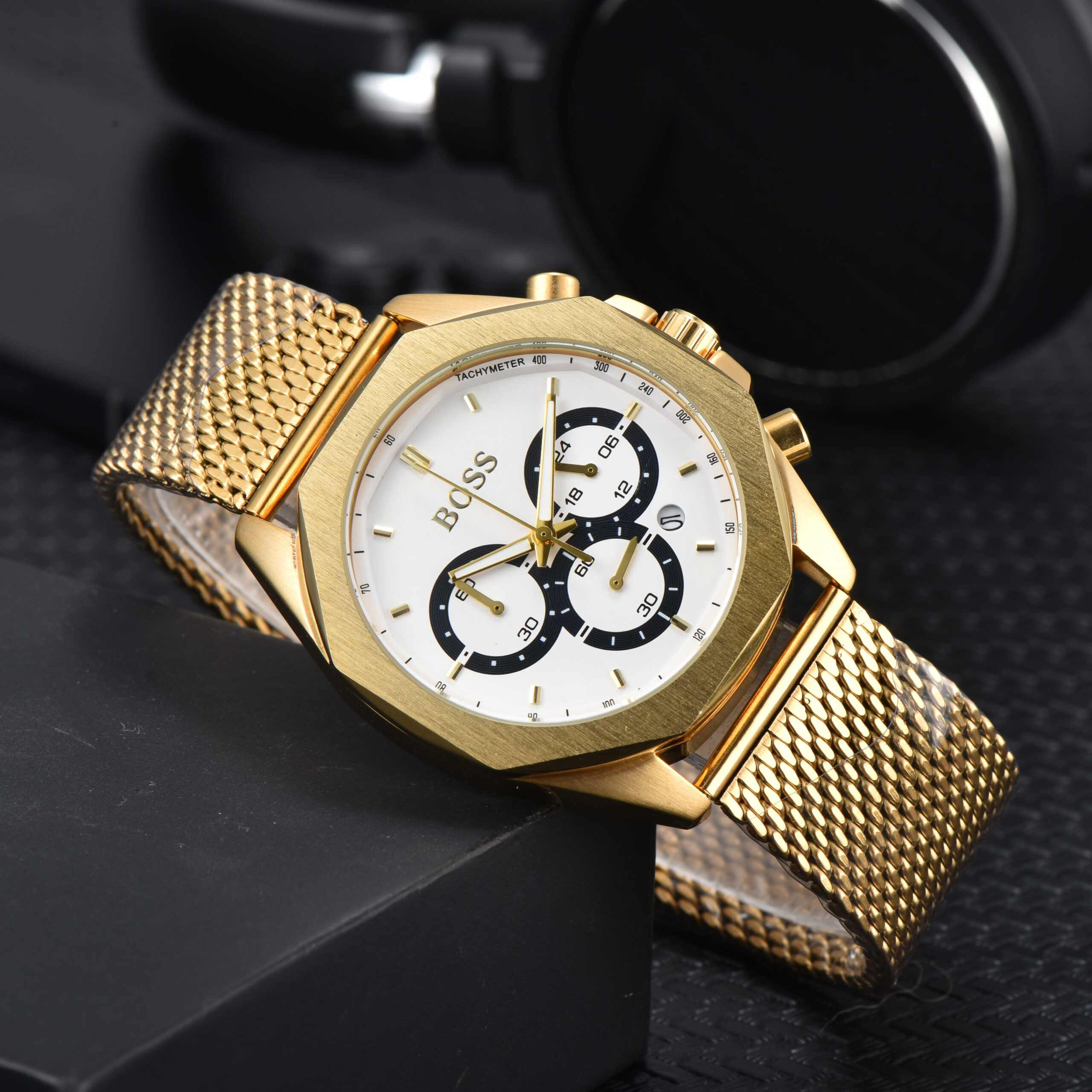 HUGO BOSS - 11 - Image 14