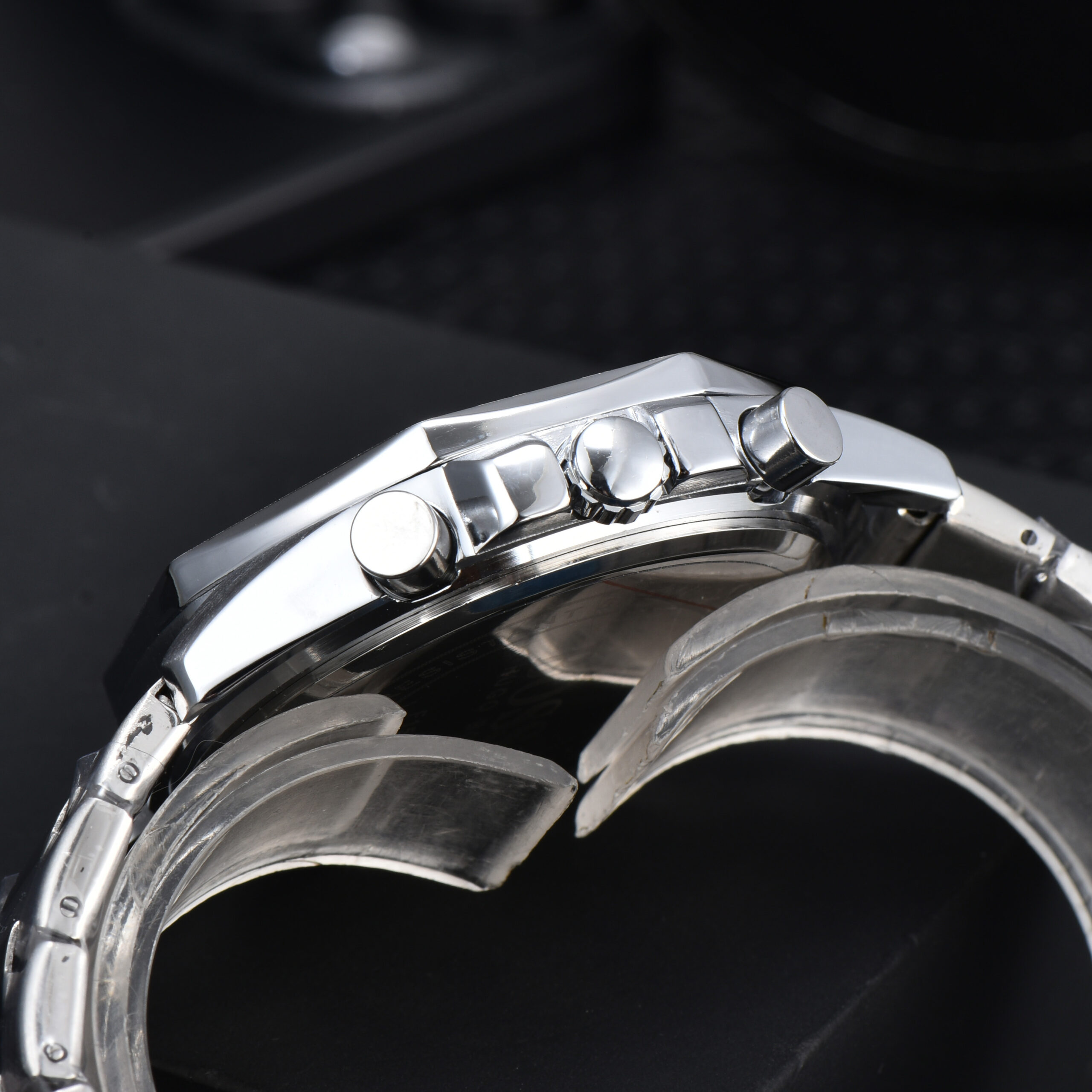 HUGO BOSS - 12 - Image 5