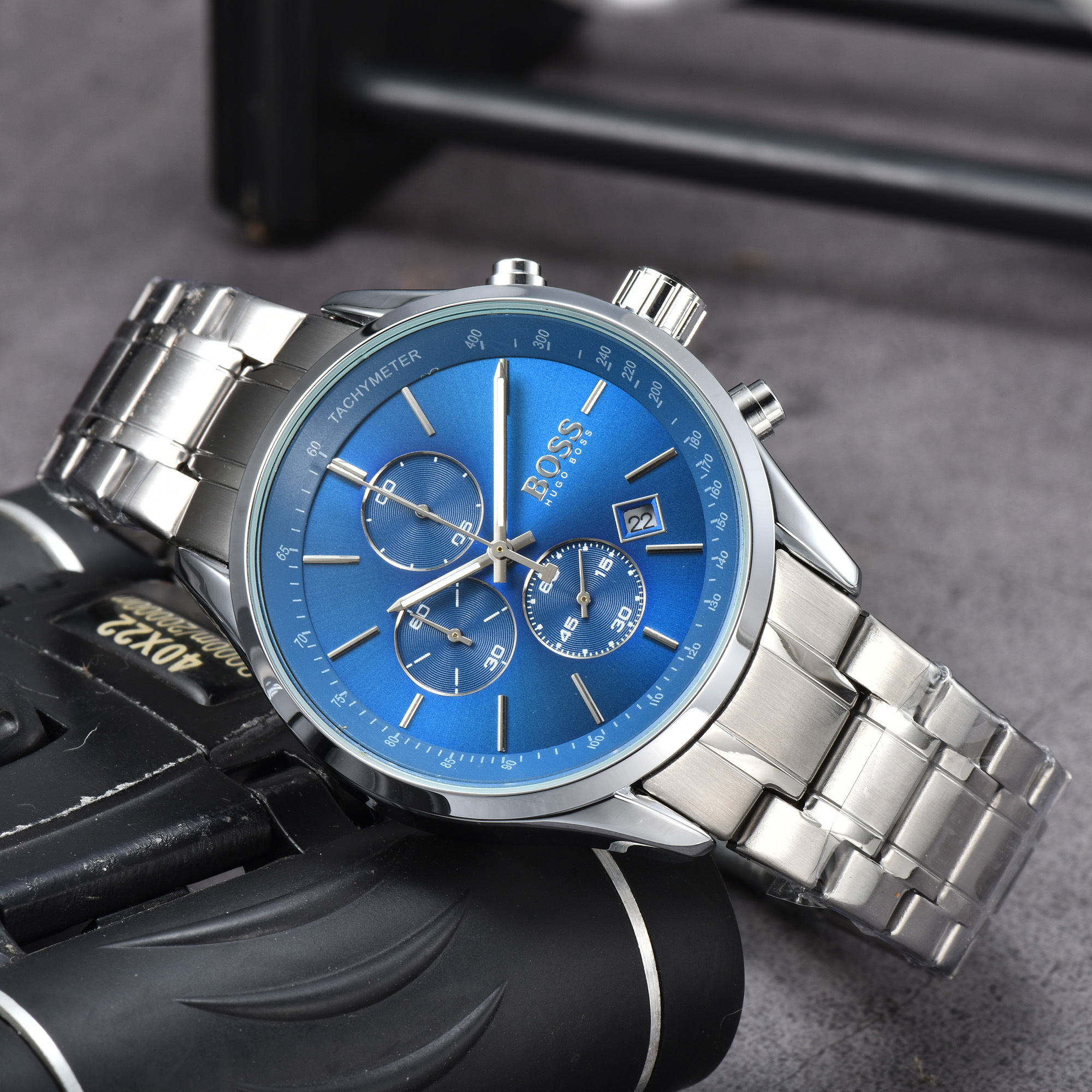 HUGO BOSS - 31 - Image 15