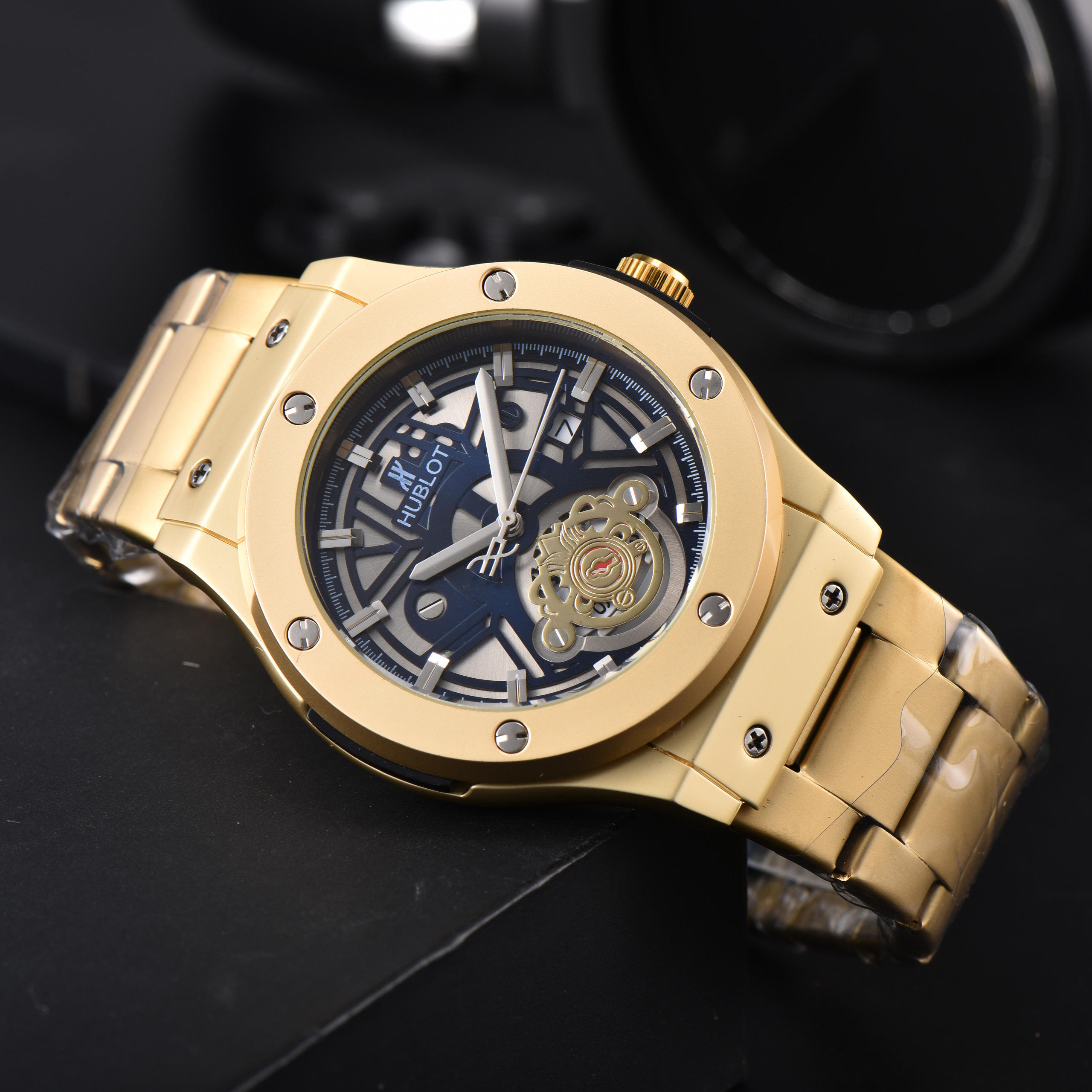 HUBLOT - 17