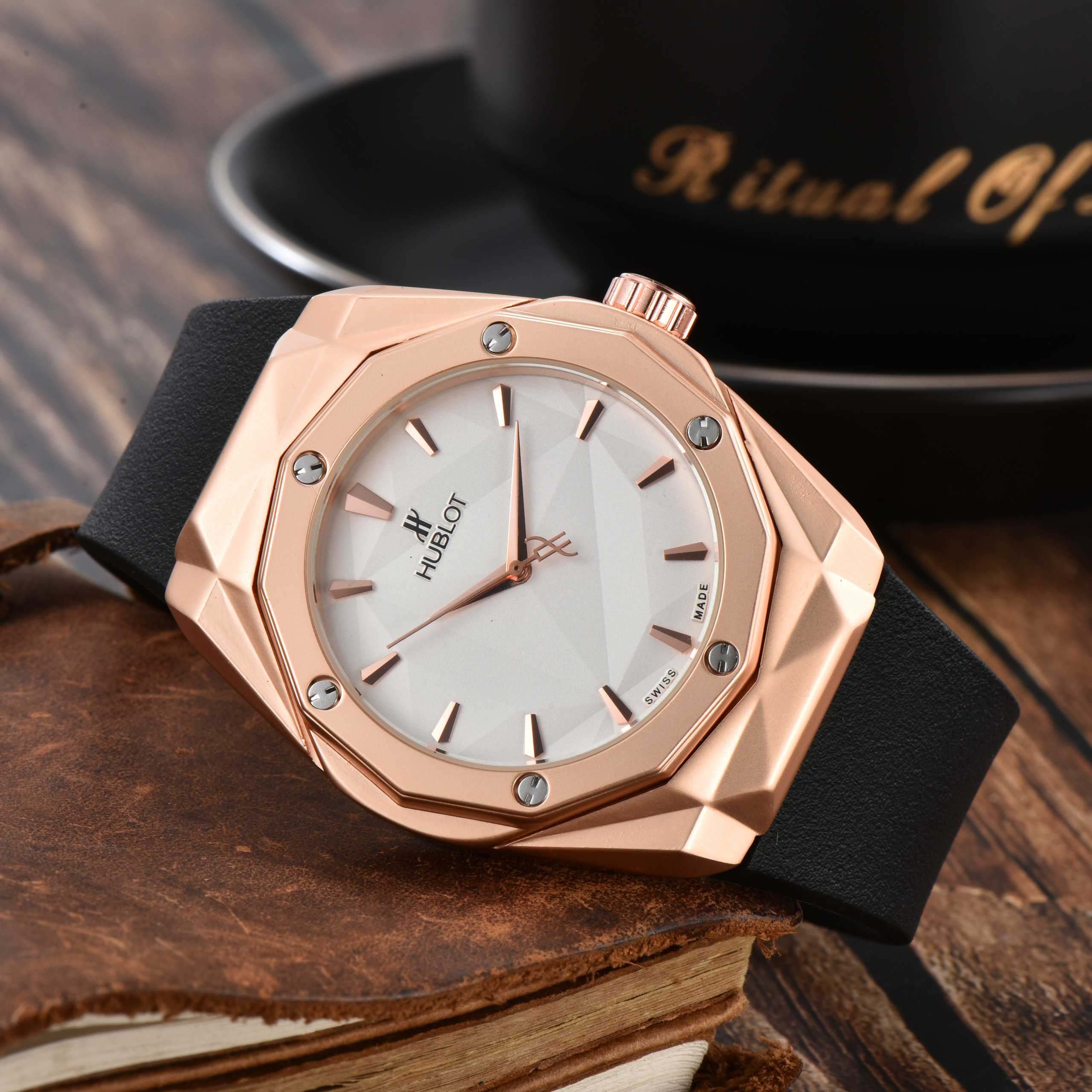 HUBLOT - 30