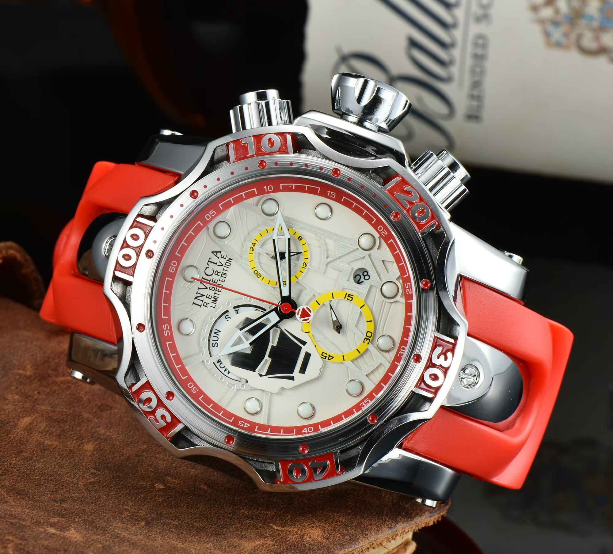 INVICTA - 1 - Image 4