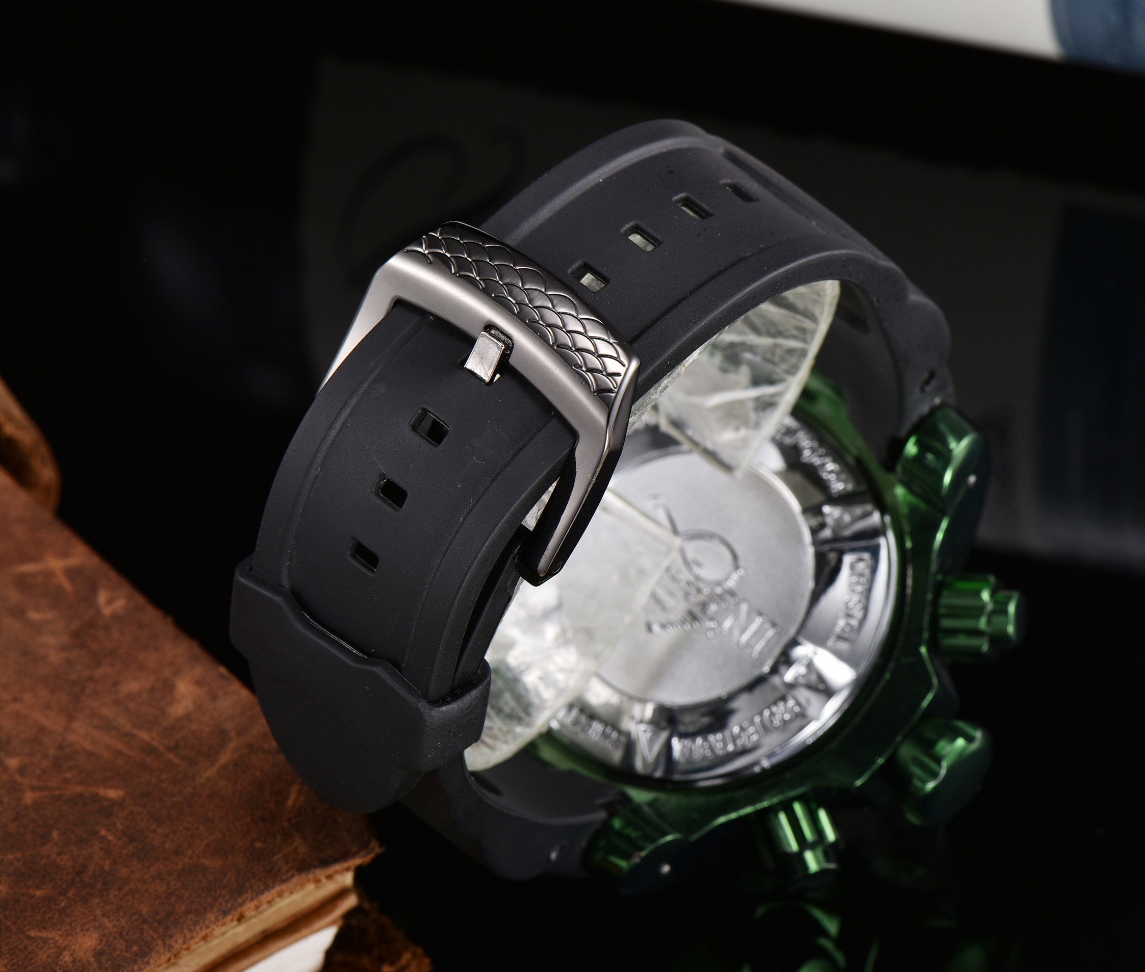 INVICTA - 7 - Image 2