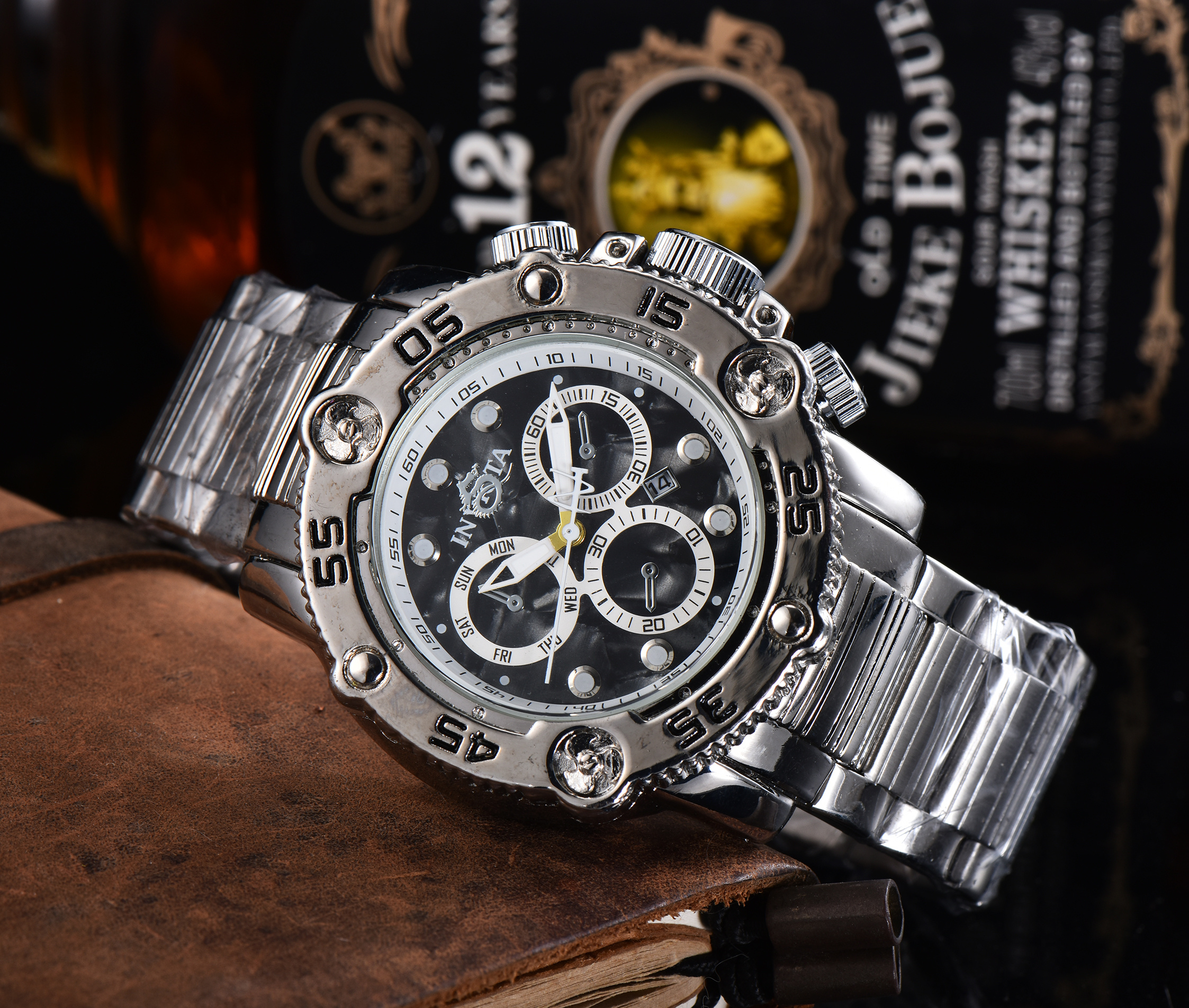 INVICTA - 13