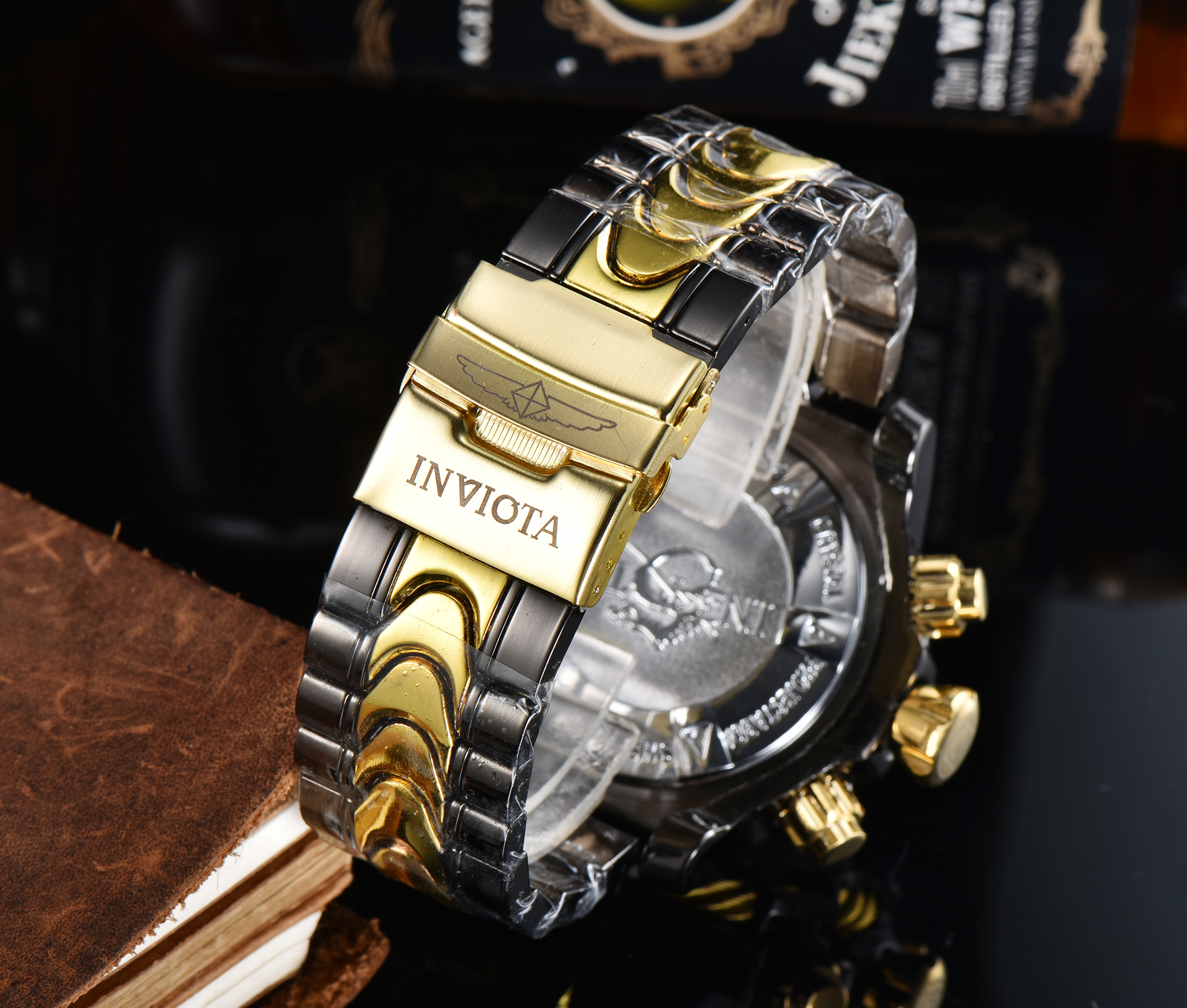 INVICTA - 15 - Image 2