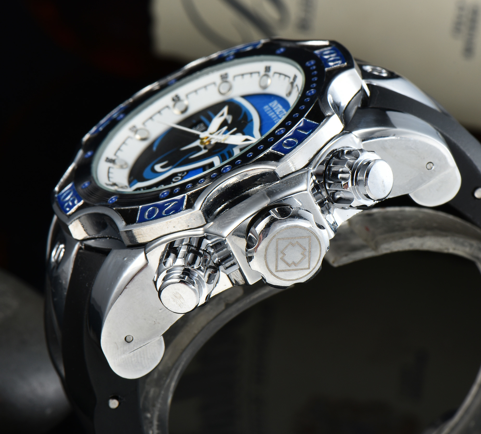 INVICTA - 29 - Image 3