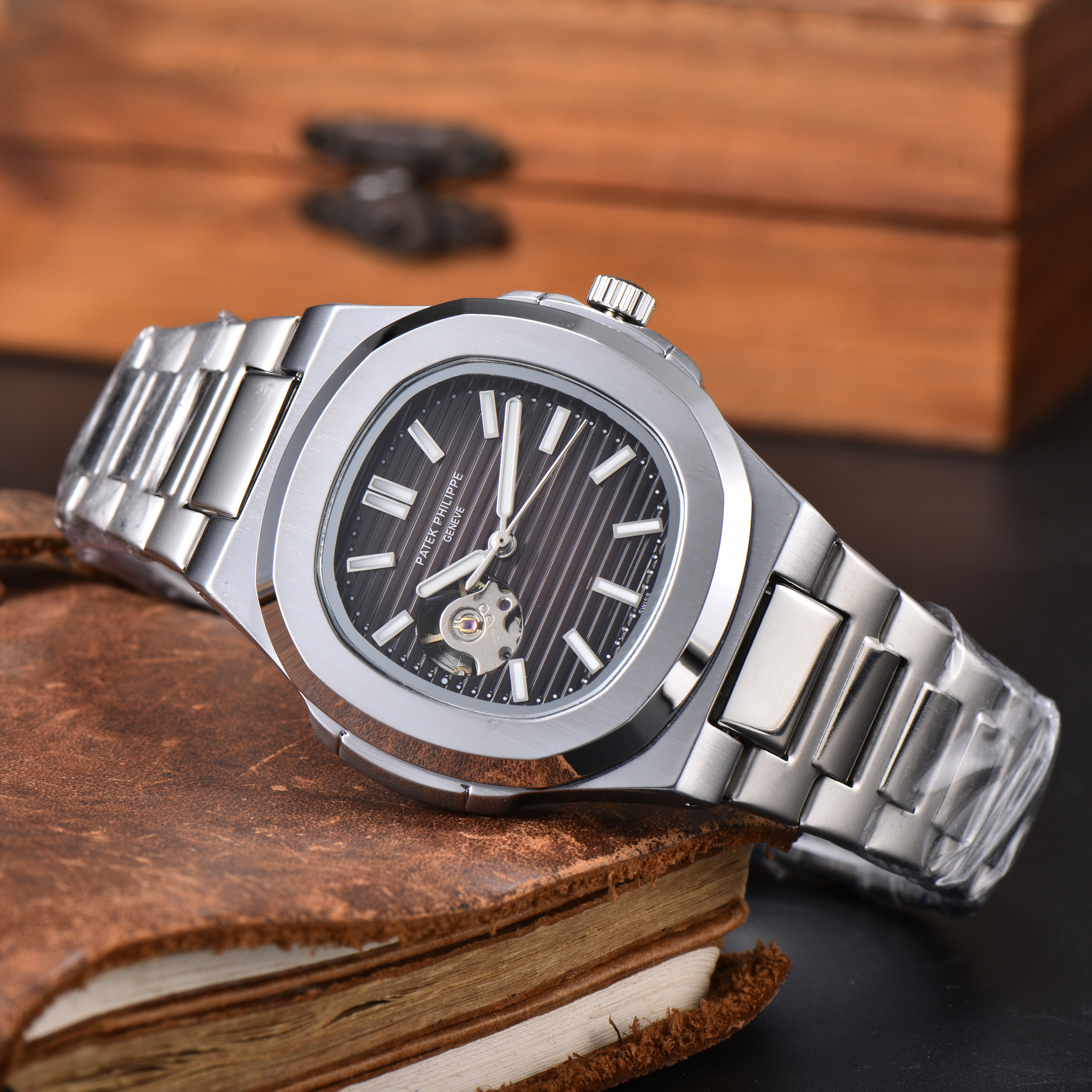 PATEK PHILIPPE - 22 - Image 26