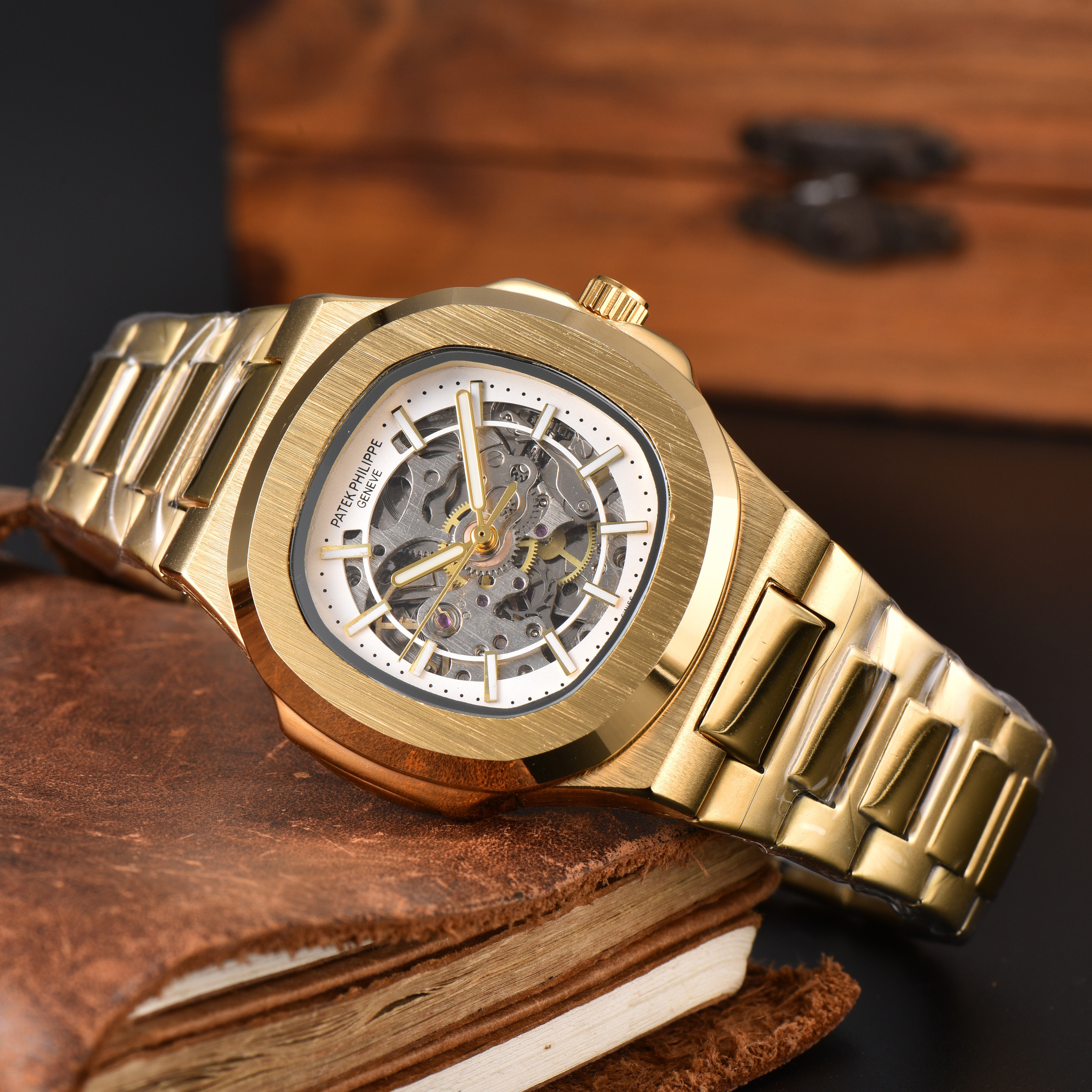PATEK PHILIPPE - 33 - Image 15
