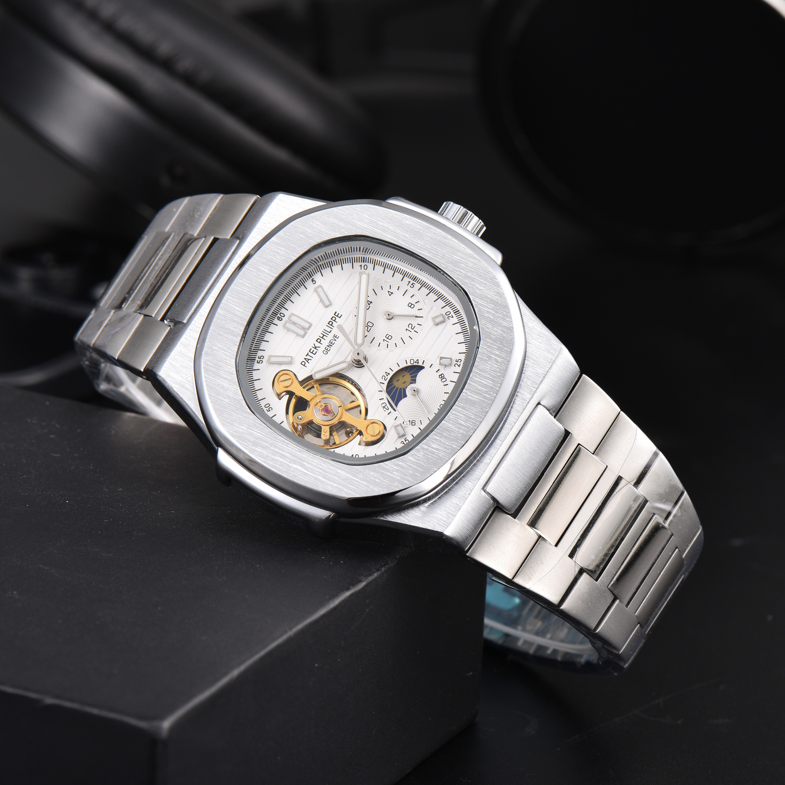 PATEK PHILIPPE - 39