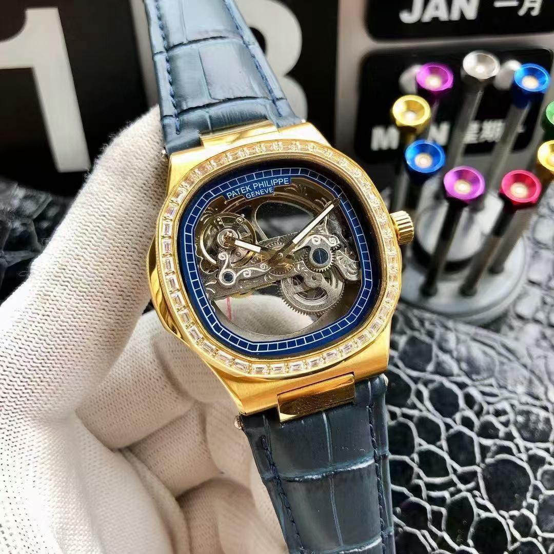 PATEK PHILIPPE - 55