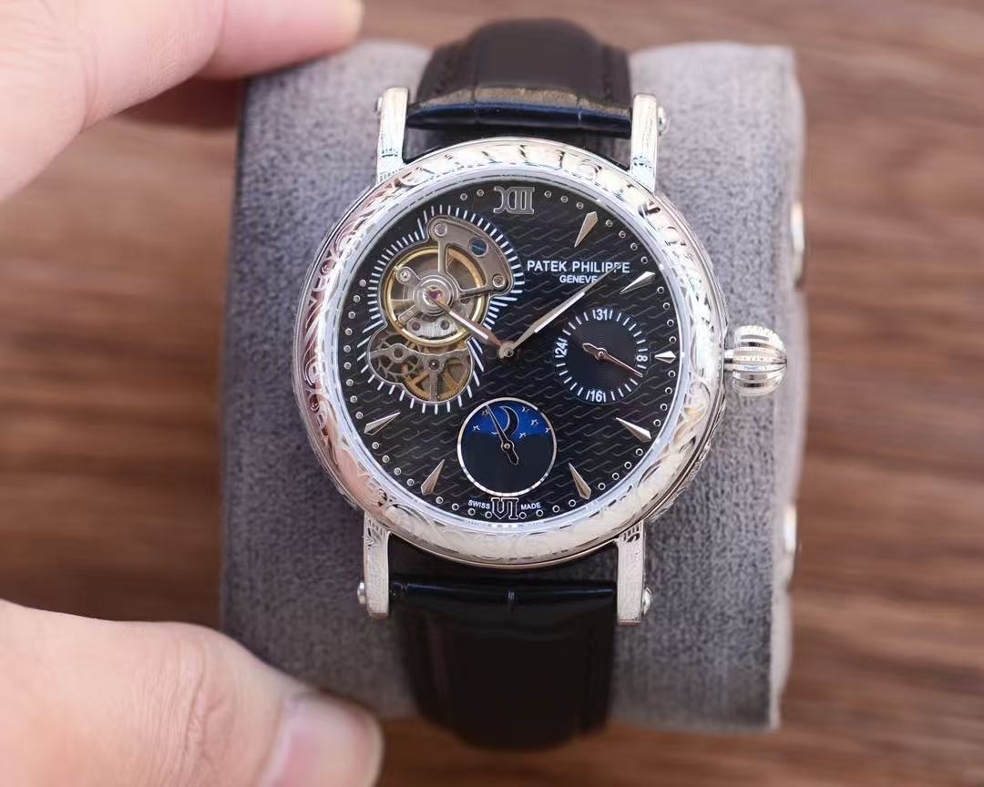 PATEK PHILIPPE - 64