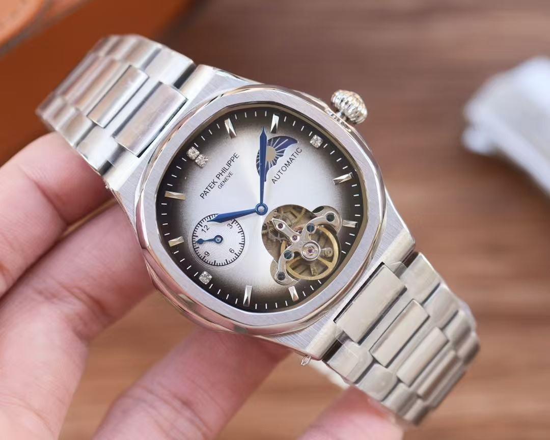 PATEK PHILIPPE - 66
