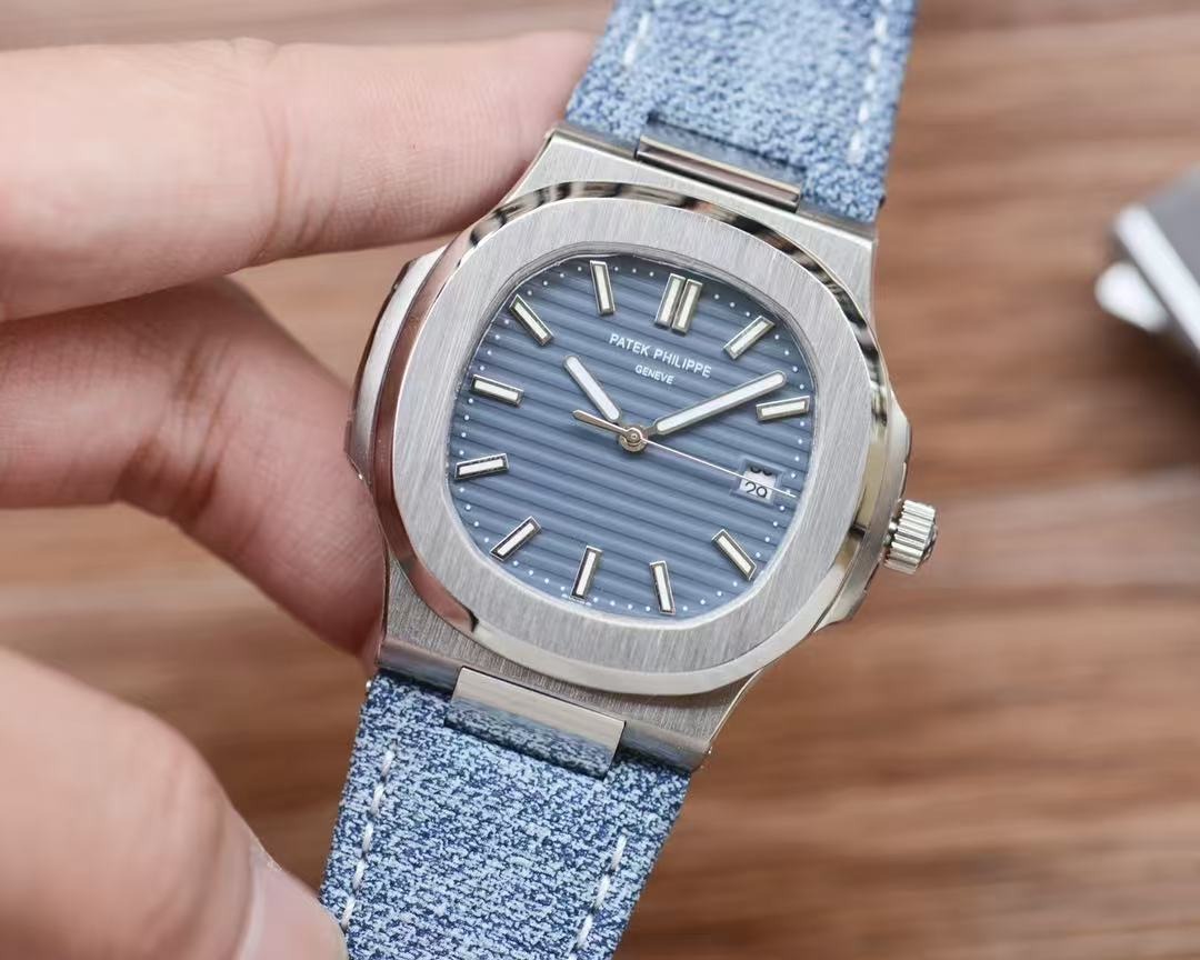 PATEK PHILIPPE - 67