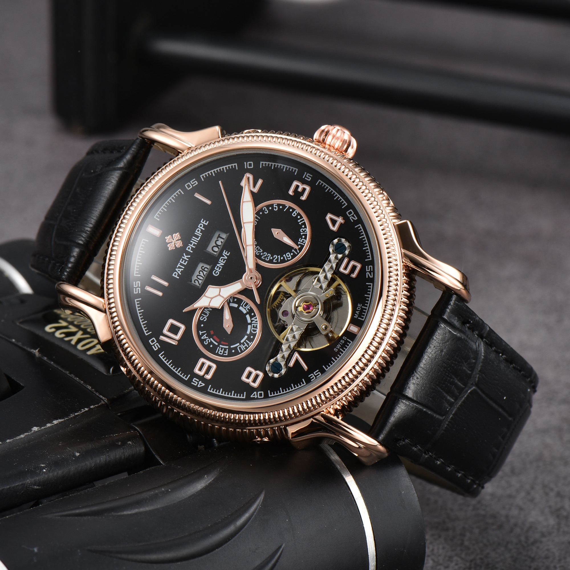 PATEK PHILIPPE - 68