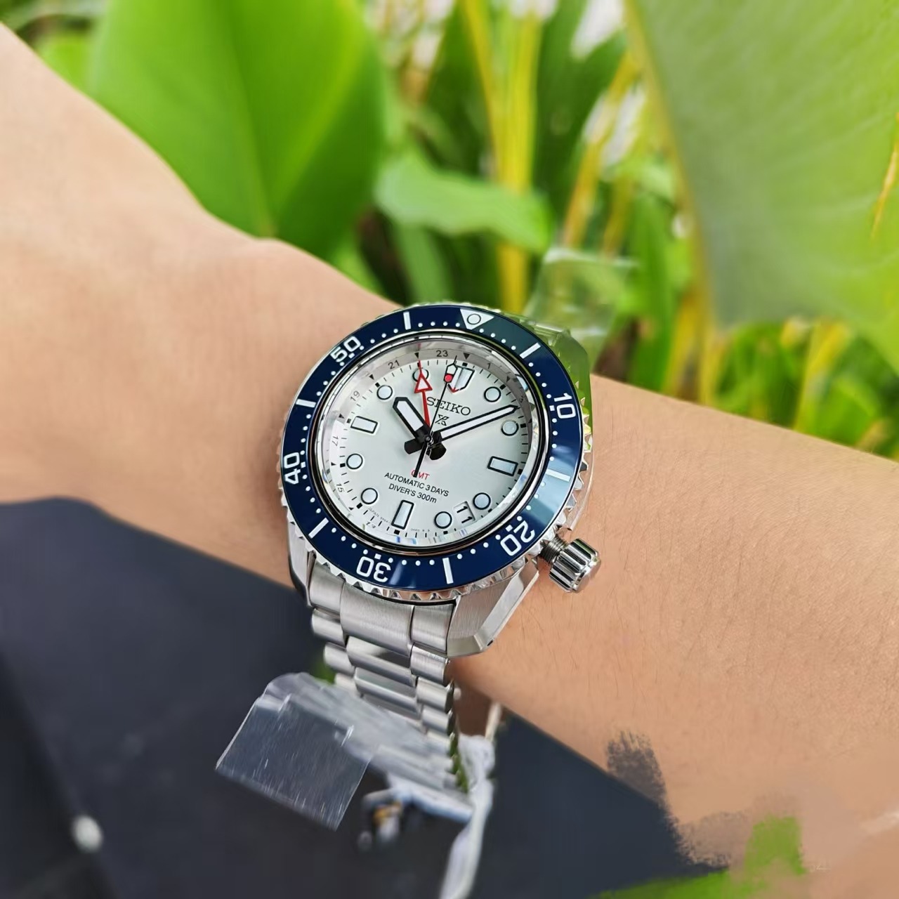 SEIKO - 38 - Image 16