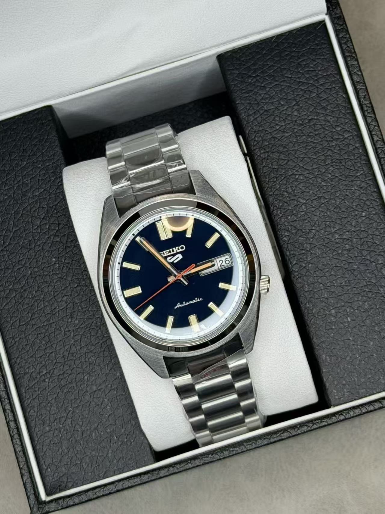 SEIKO - 41 - Image 7