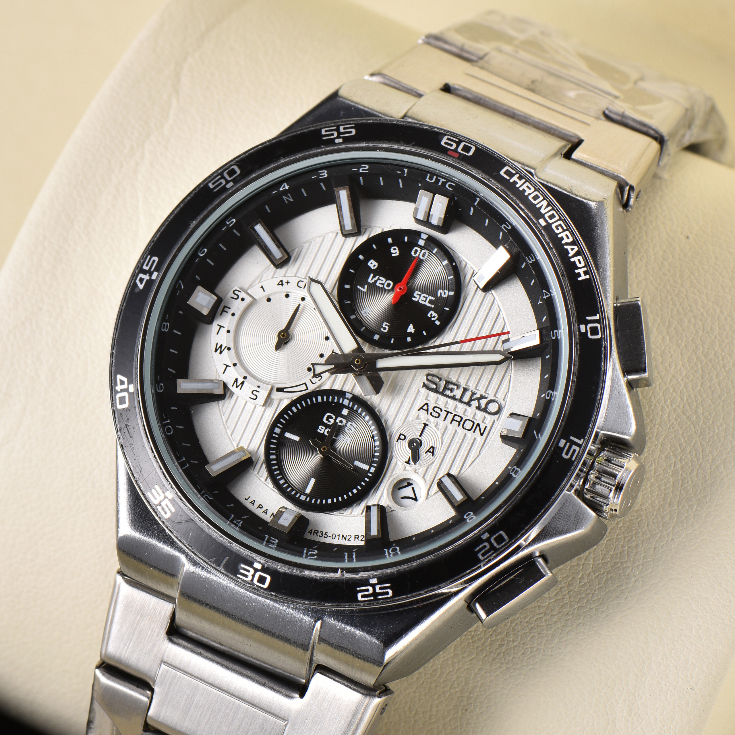 SEIKO - 52