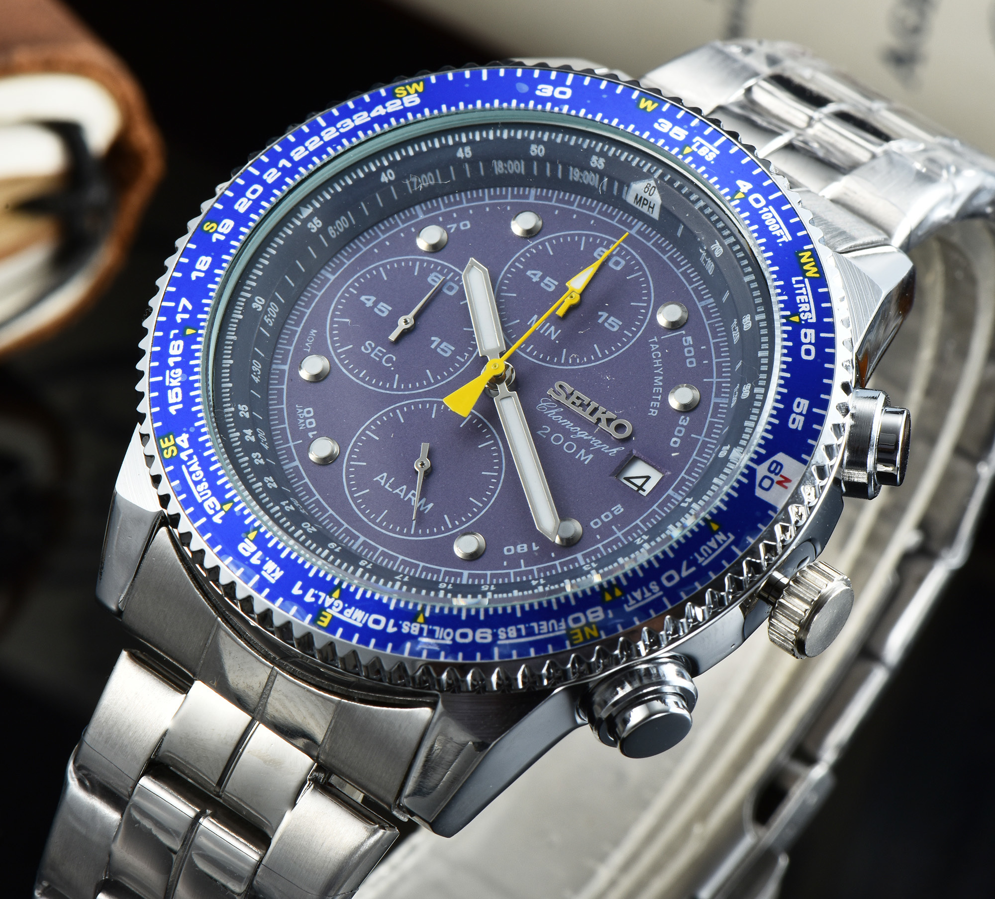 SEIKO - 82 - Image 13