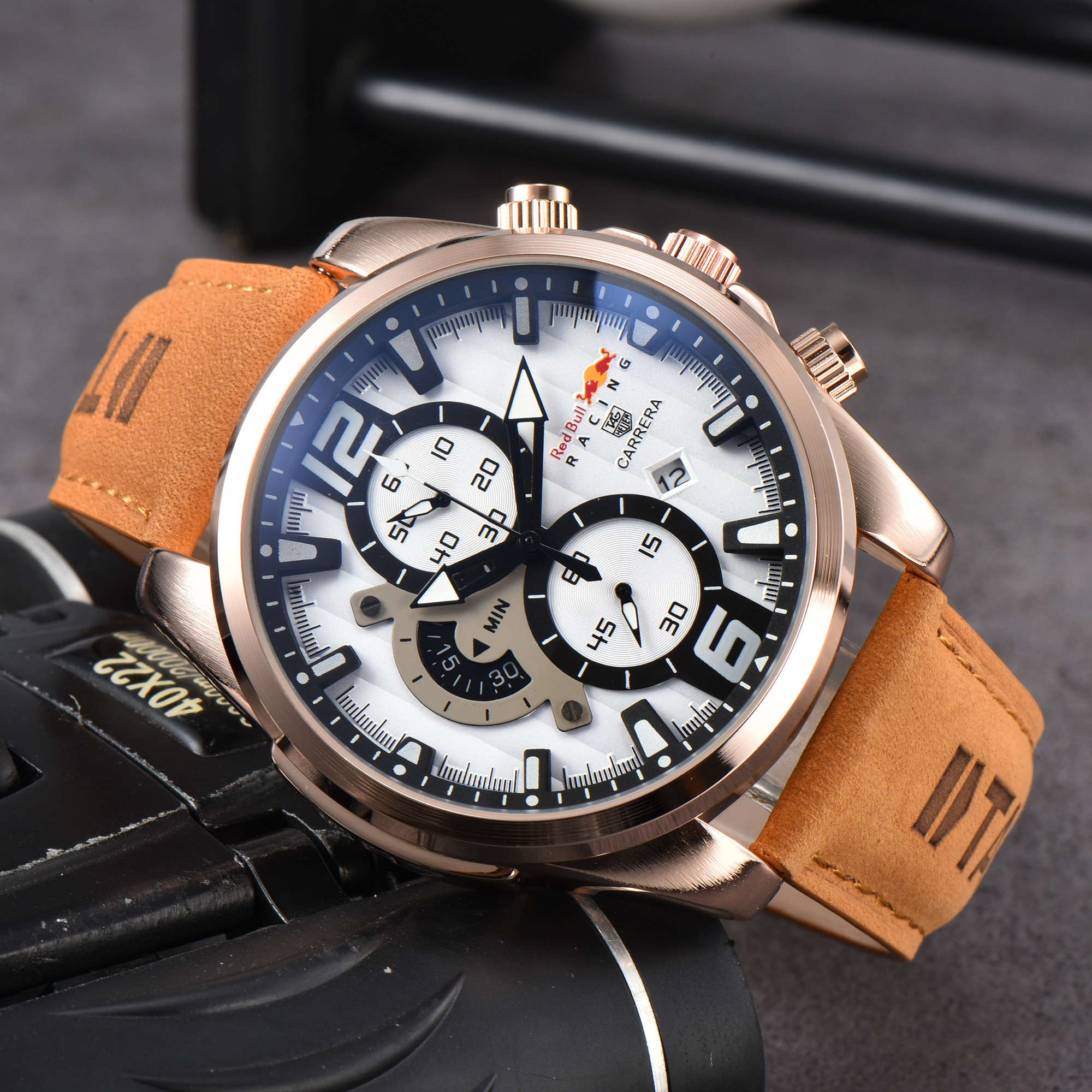 TAG HEUER - 100 - Image 15