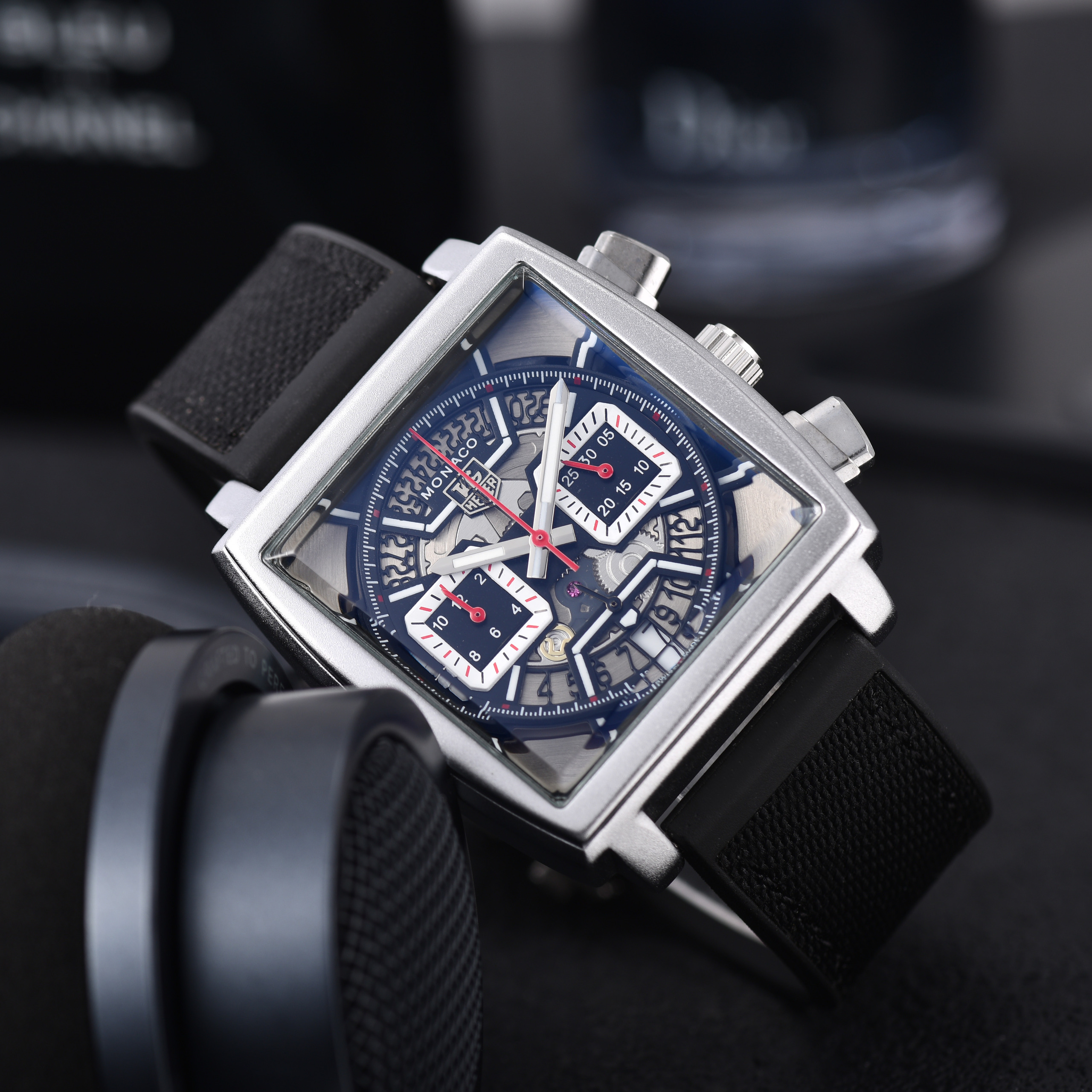 TAG HEUER - 25