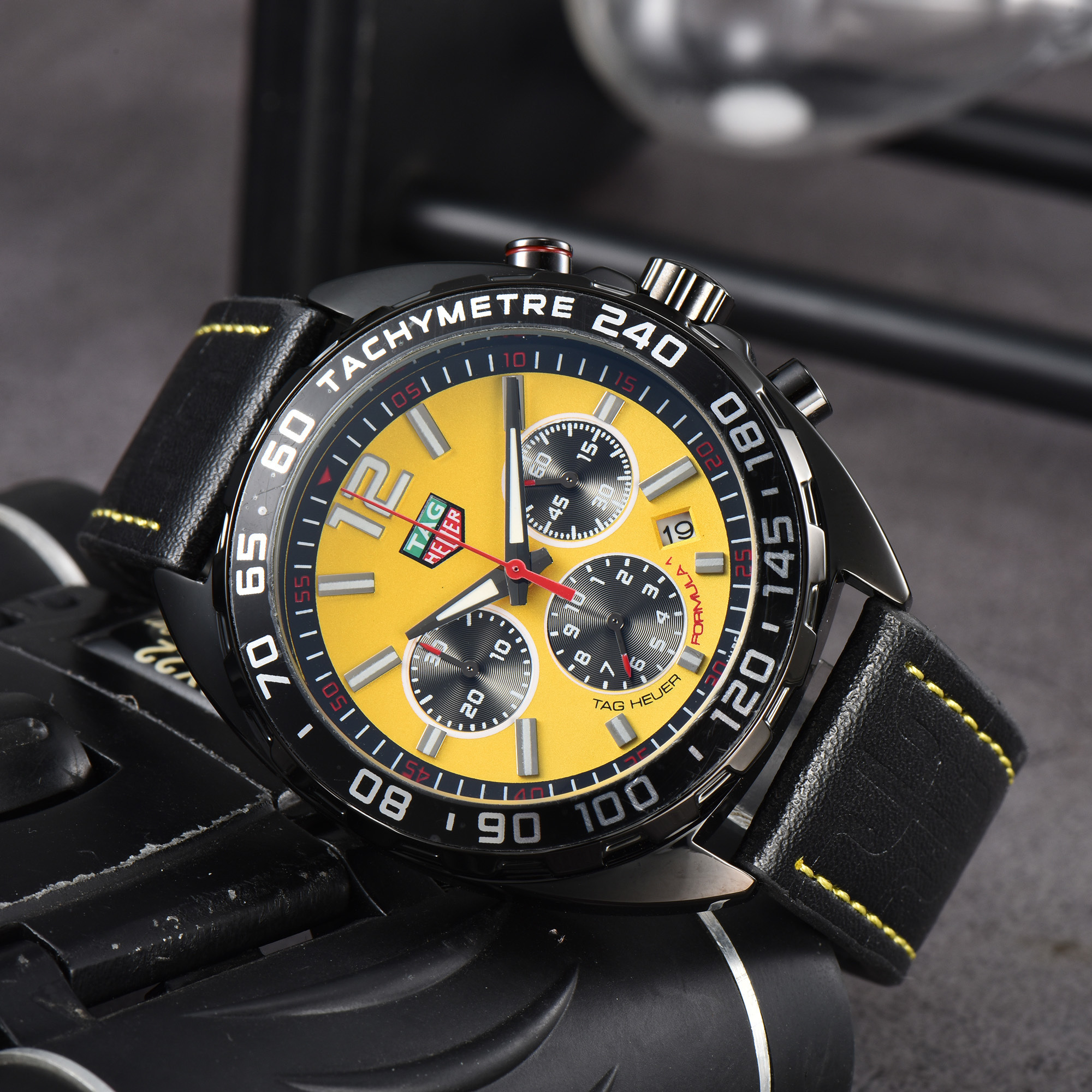 TAG HEUER - 77 - Image 14