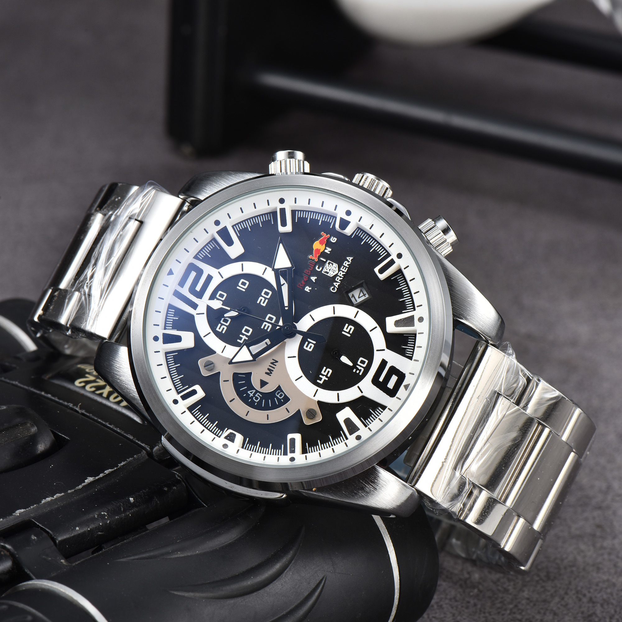 TAG HEUER - 82