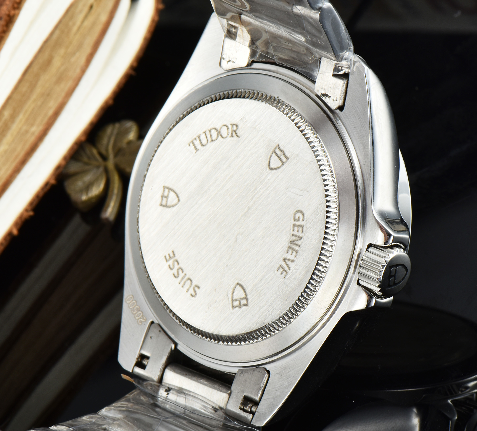 TUDOR - 21 - Image 2