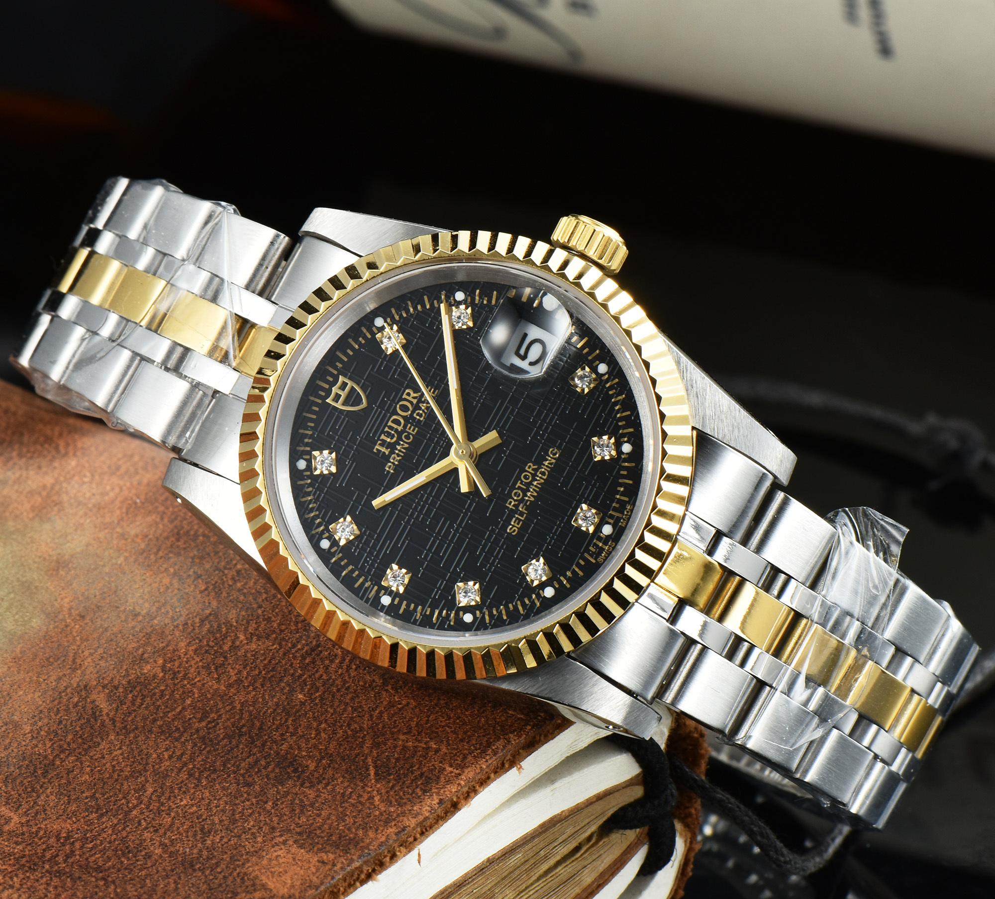 TUDOR - 22 - Image 18