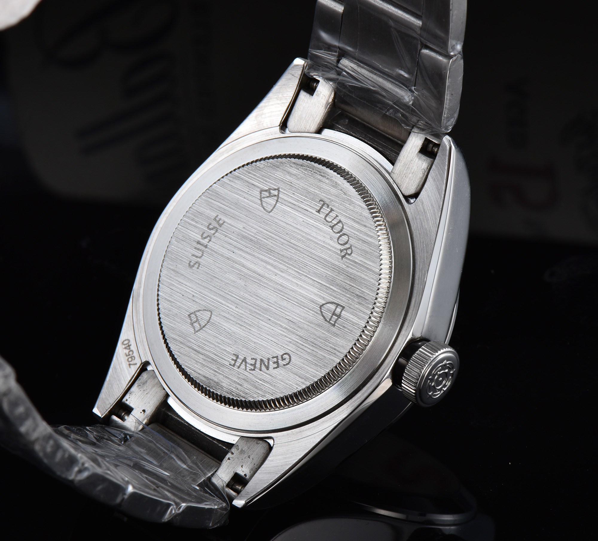 TUDOR - 24 - Image 2