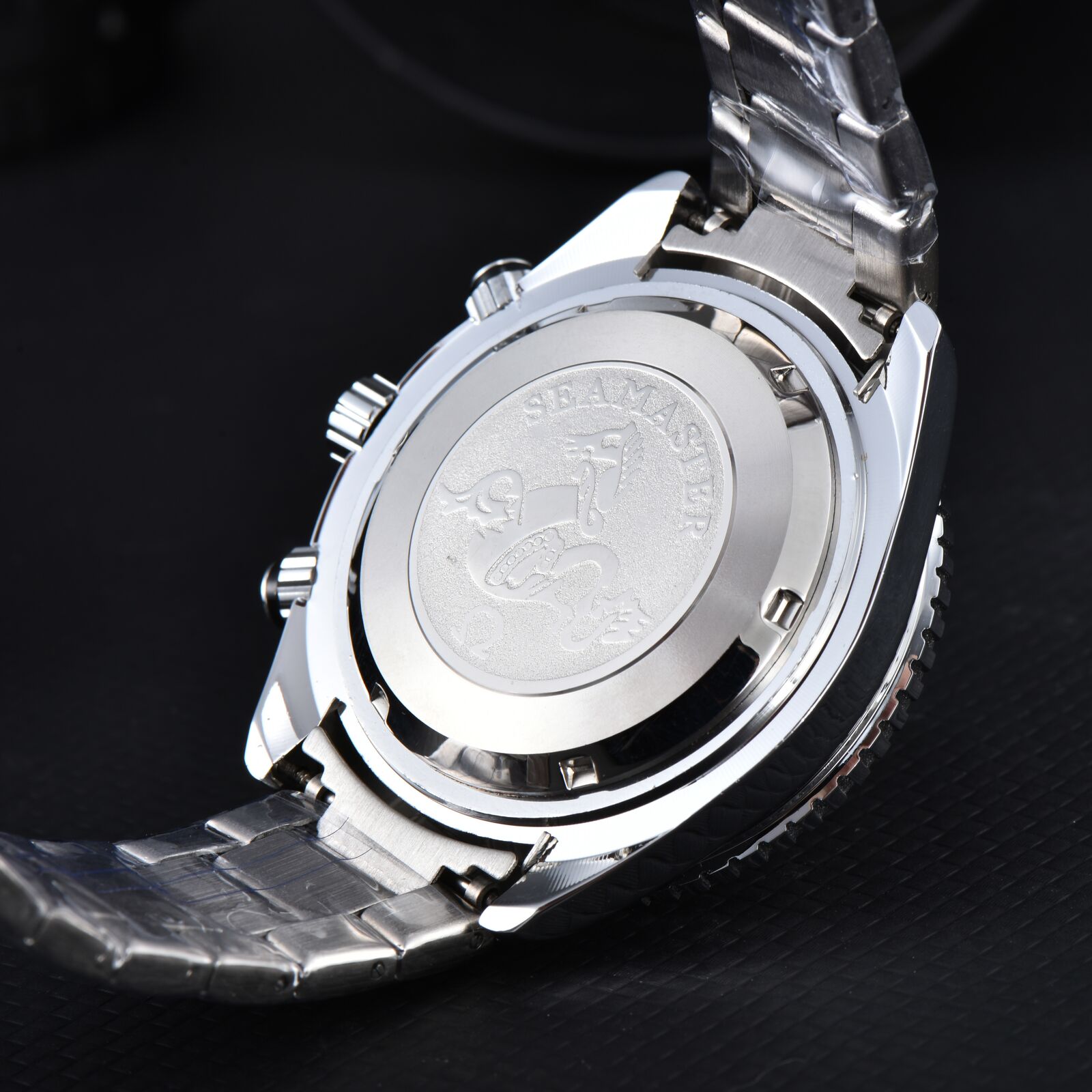 OMEGA - 121 - Image 20
