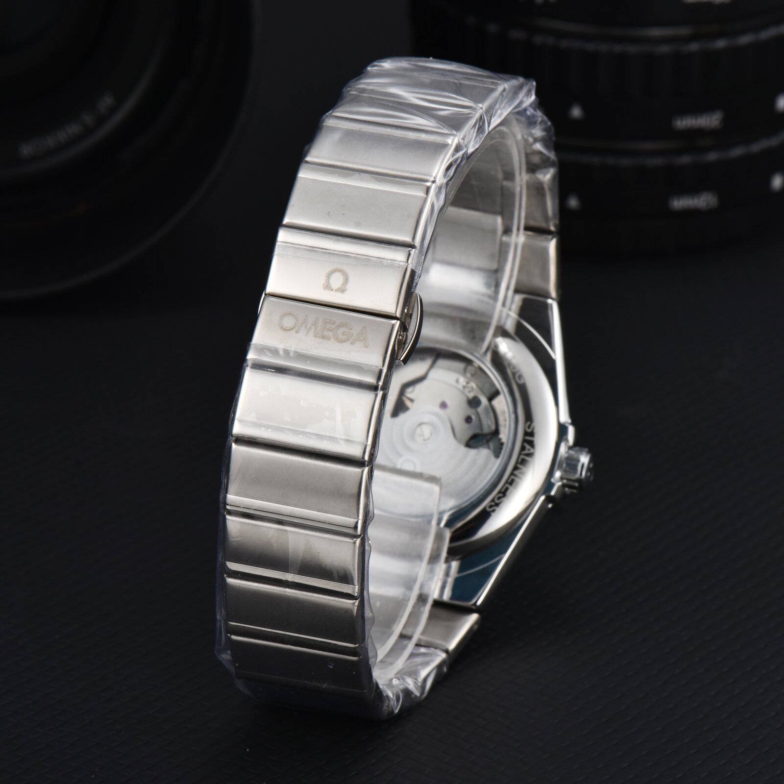 OMEGA - 142 - Image 20