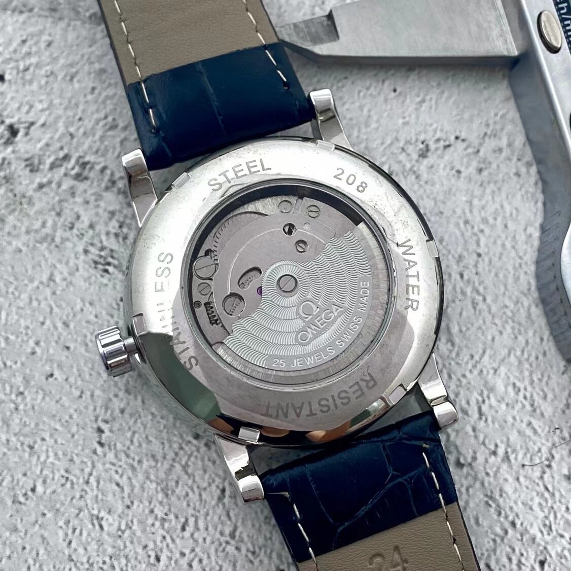 OMEGA - 173 - Image 3