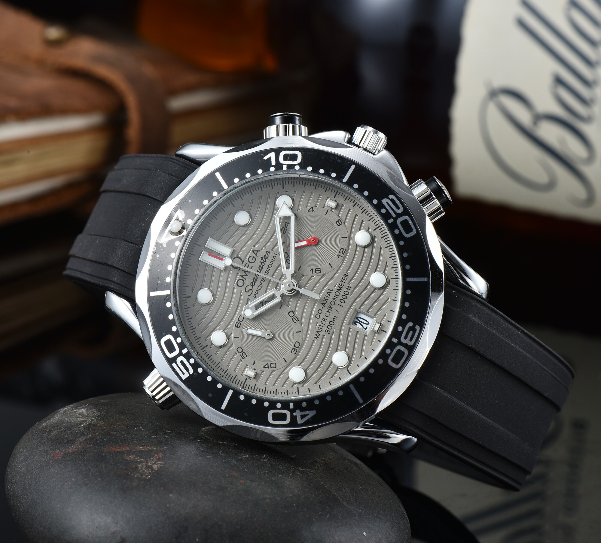 OMEGA - 185 - Image 15
